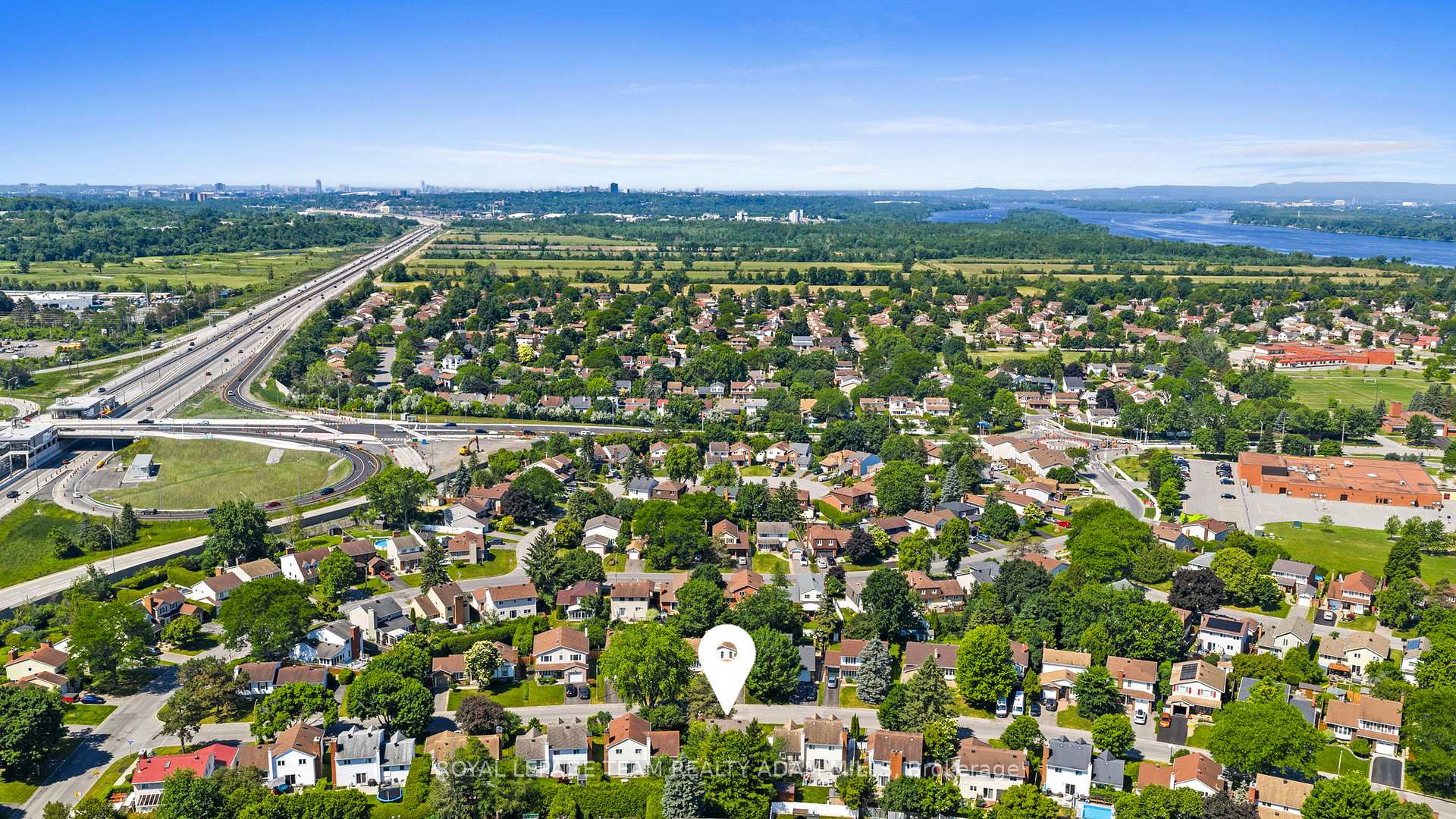 Photo 40 of 1205 St. Moritz Court, Ottawa, Convent Glen North — HOMEH