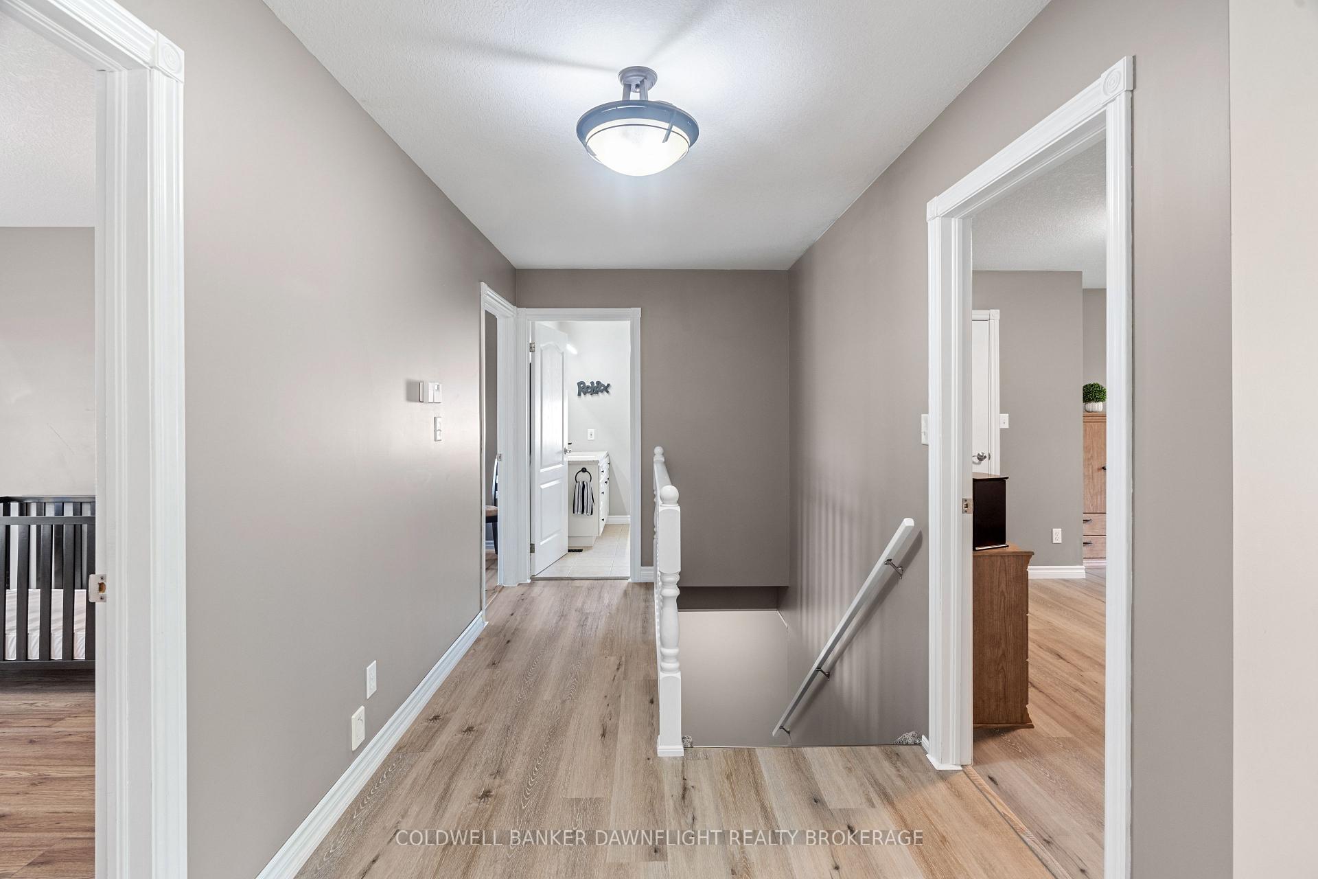 Photo 17 of 2162 Parkhill Drive, North Middlesex, Parkhill — HOMEH