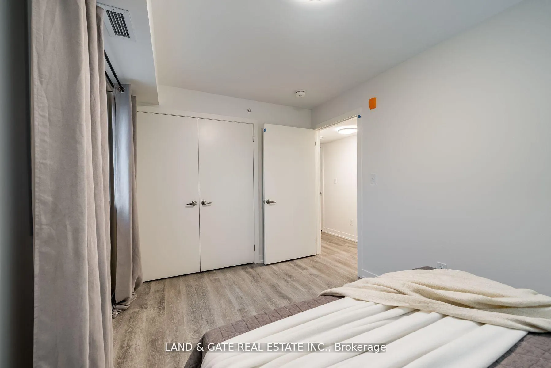 Photo 12 of Unit 510, 976 Simcoe Street N, Oshawa, Centennial — HOMEH