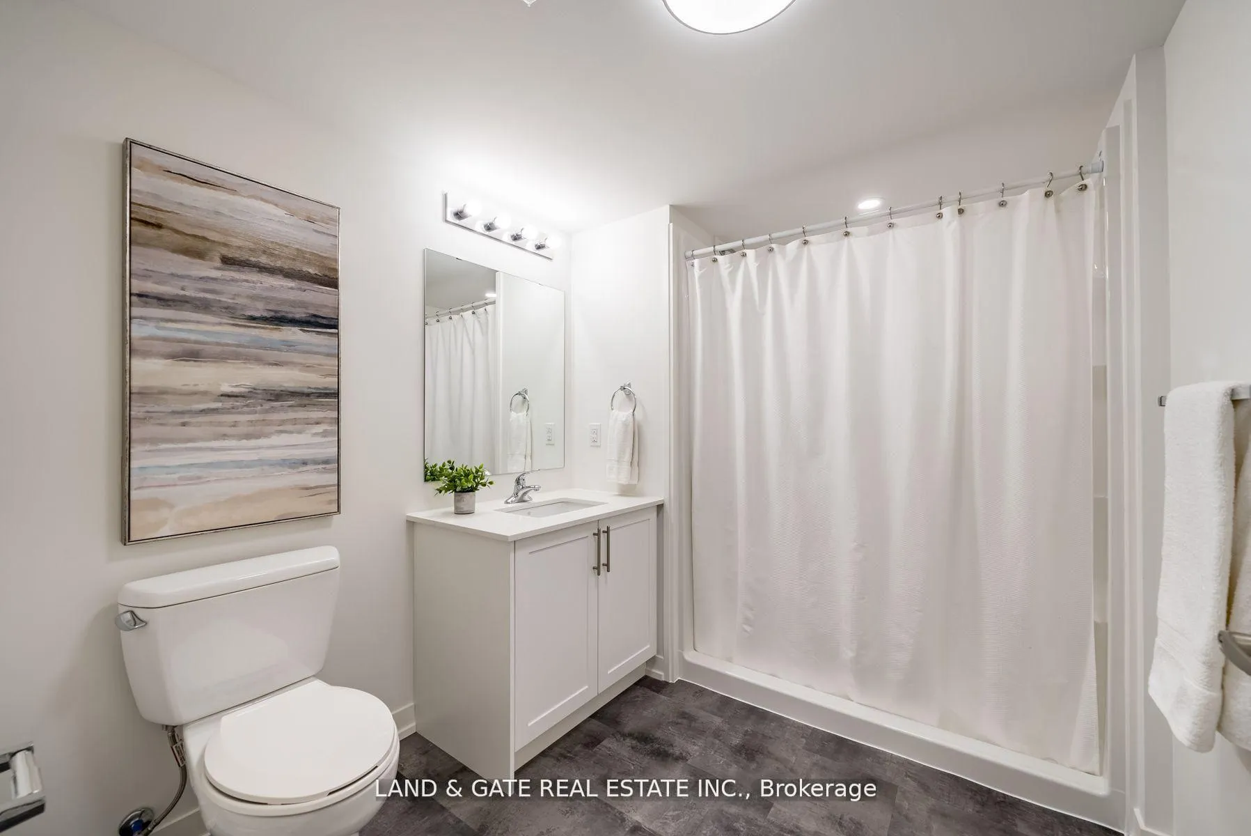 Photo 13 of Unit 510, 976 Simcoe Street N, Oshawa, Centennial — HOMEH