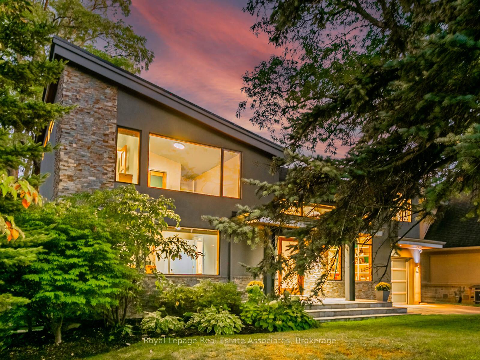 Photo 3 of 66 Inglewood Drive, Mississauga, Mineola — HOMEH
