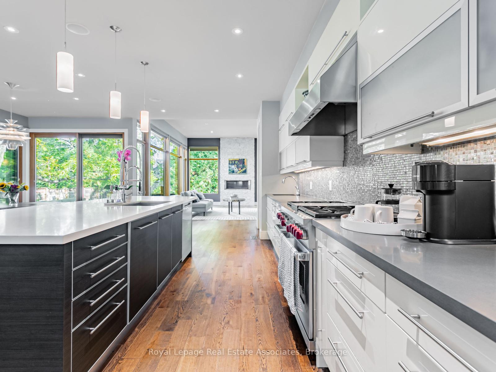 Photo 7 of 66 Inglewood Drive, Mississauga, Mineola — HOMEH