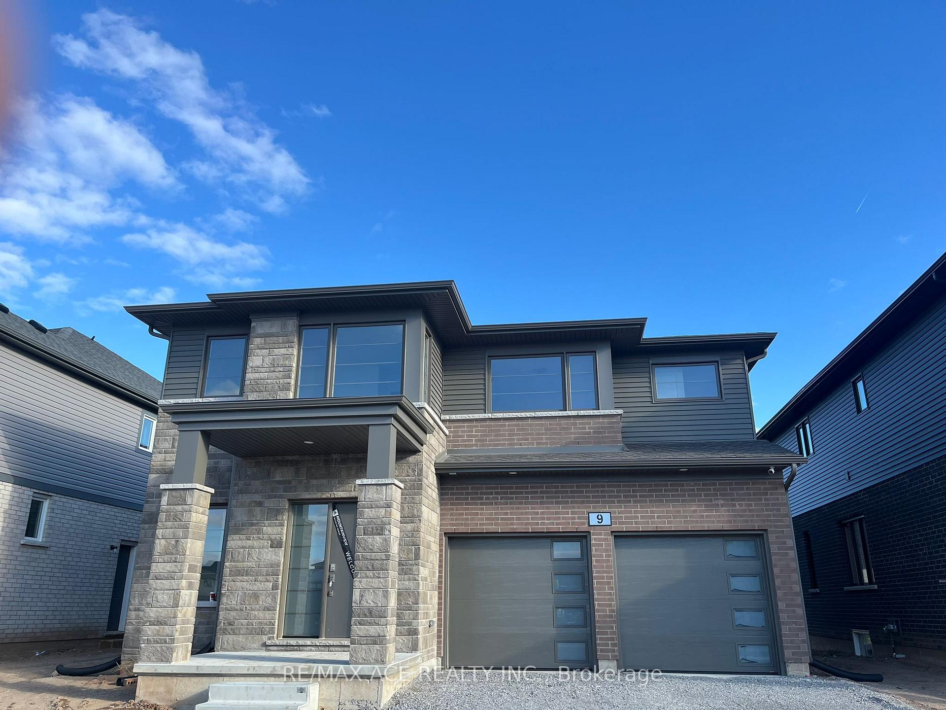 Front of 9 Samuel Avenue