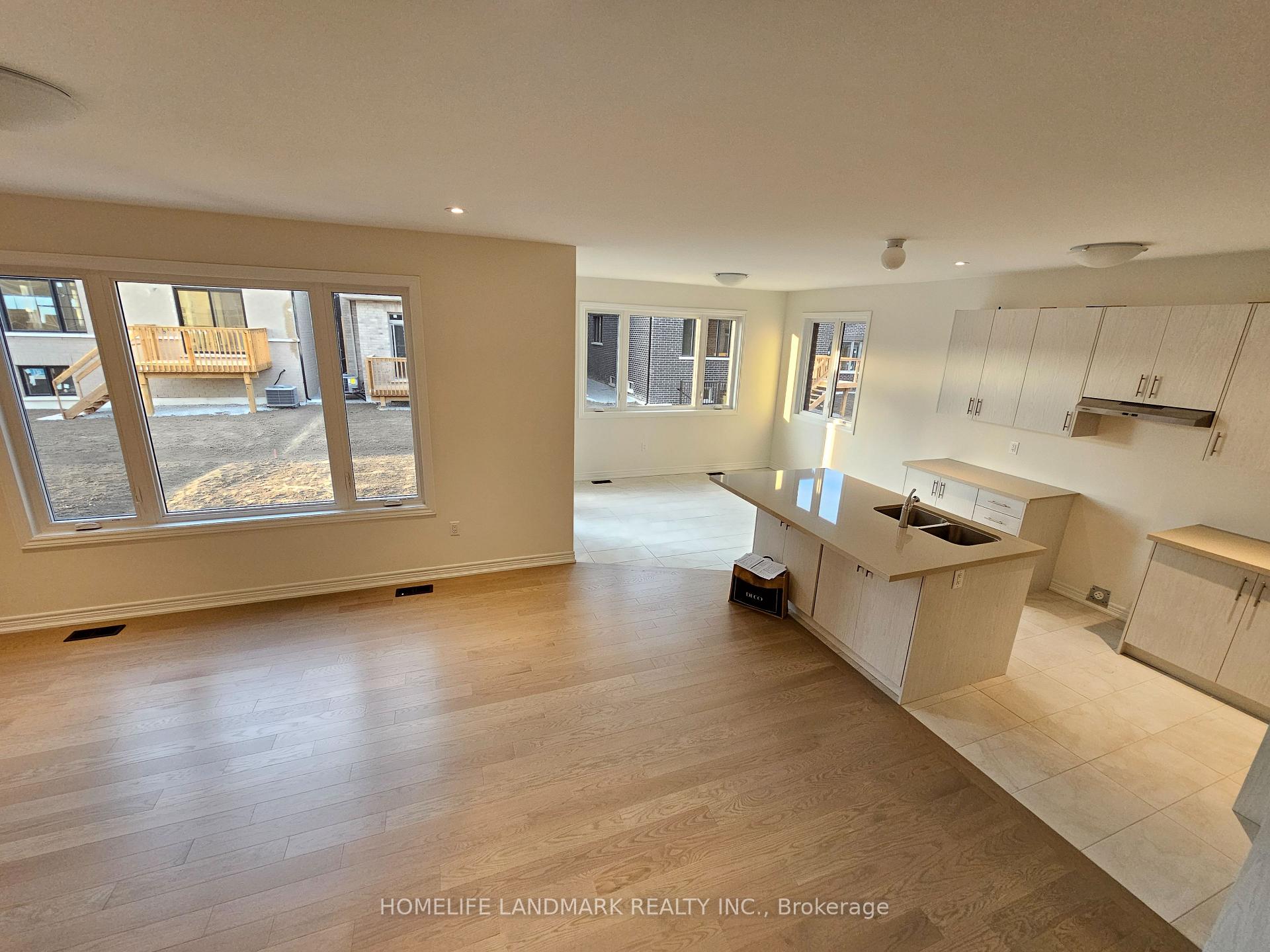Photo 4 of 291 Boundary Boulevard, Markham, Rural Markham — HOMEH