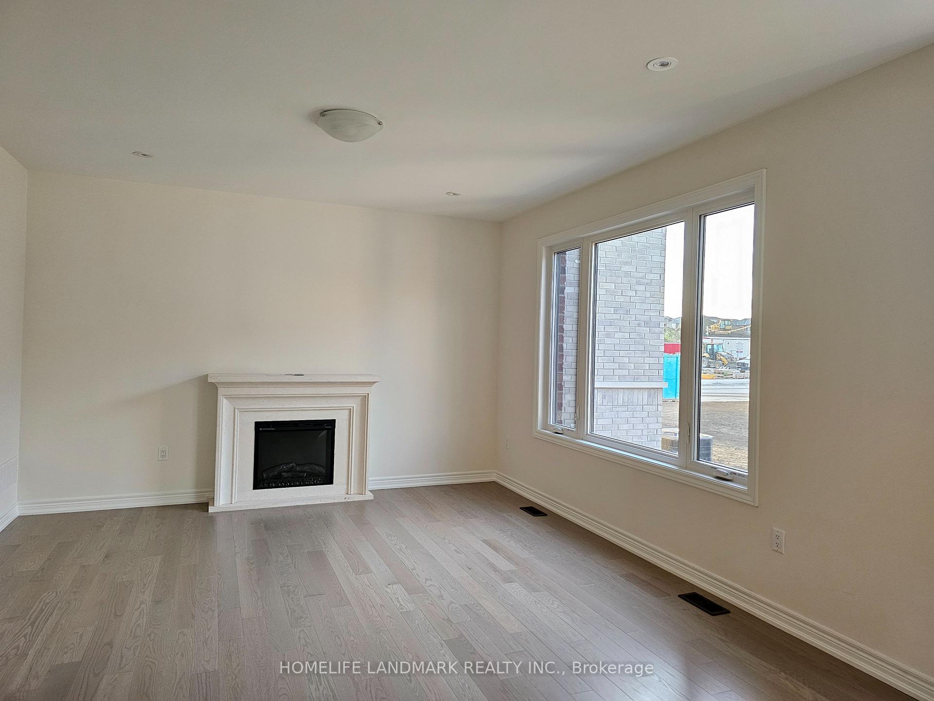 Photo 7 of 291 Boundary Boulevard, Markham, Rural Markham — HOMEH
