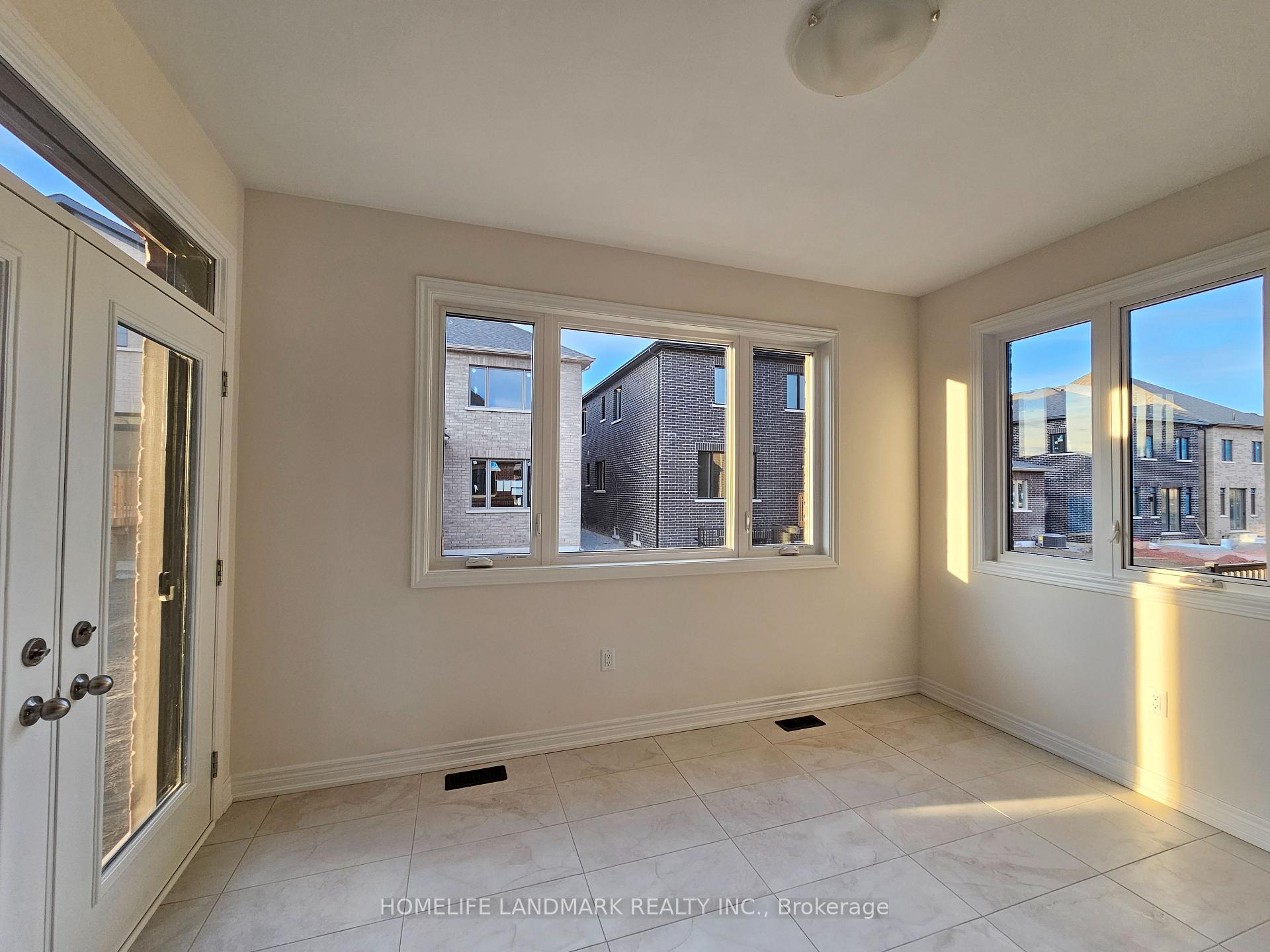 Photo 8 of 291 Boundary Boulevard, Markham, Rural Markham — HOMEH