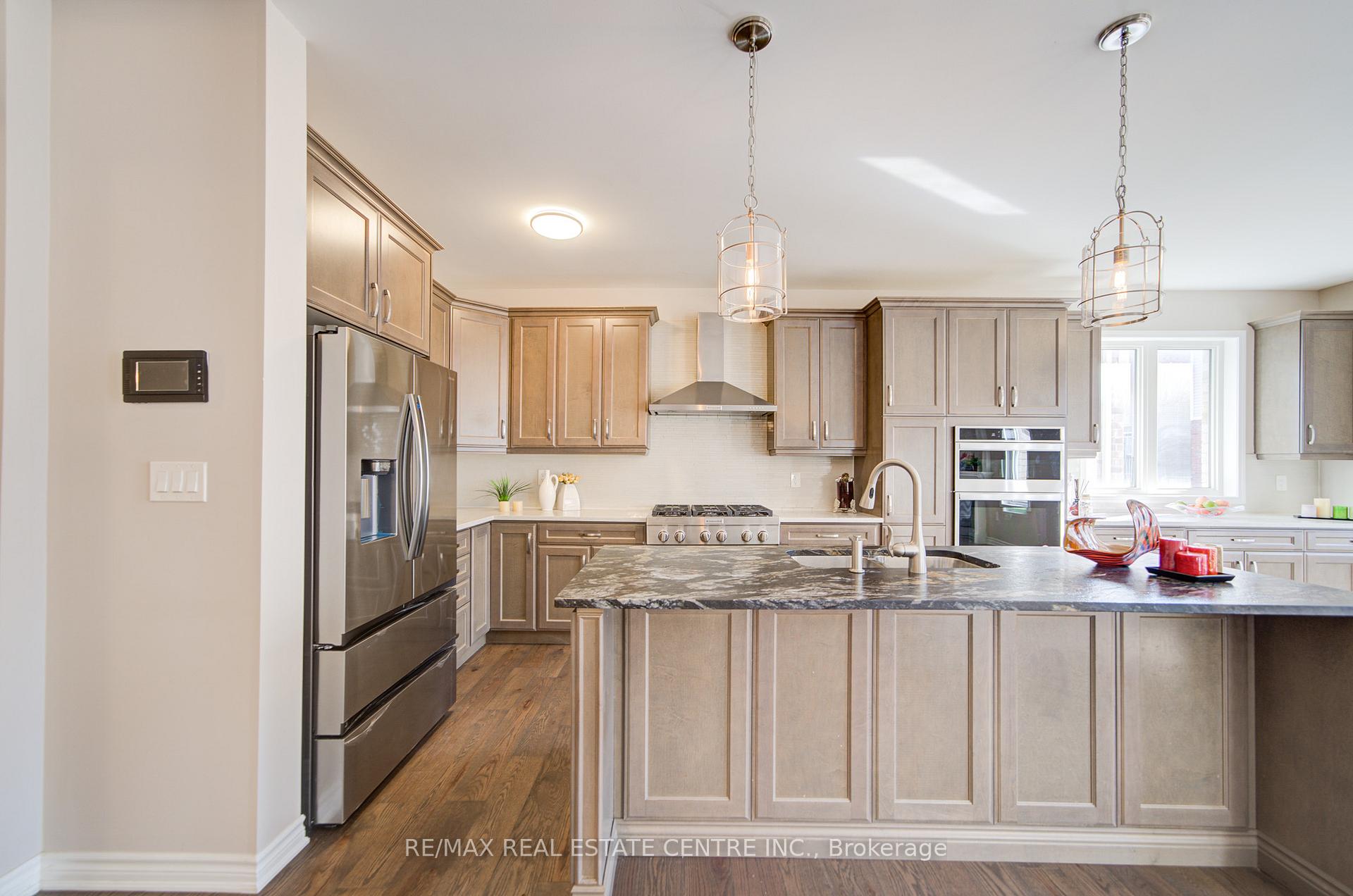 Photo 4 of 240 Chilver Heights, Milton, Ford — HOMEH