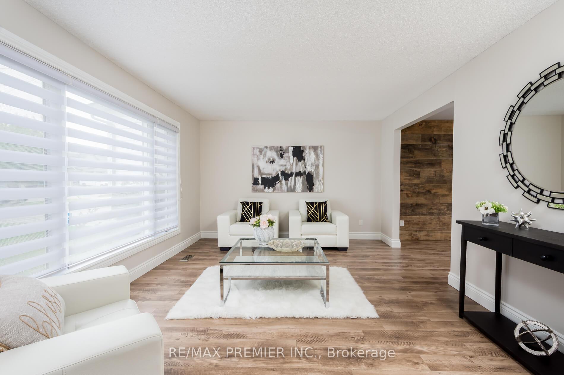 Photo 6 of 15 Maple Avenue W, New Tecumseth, Beeton — HOMEH