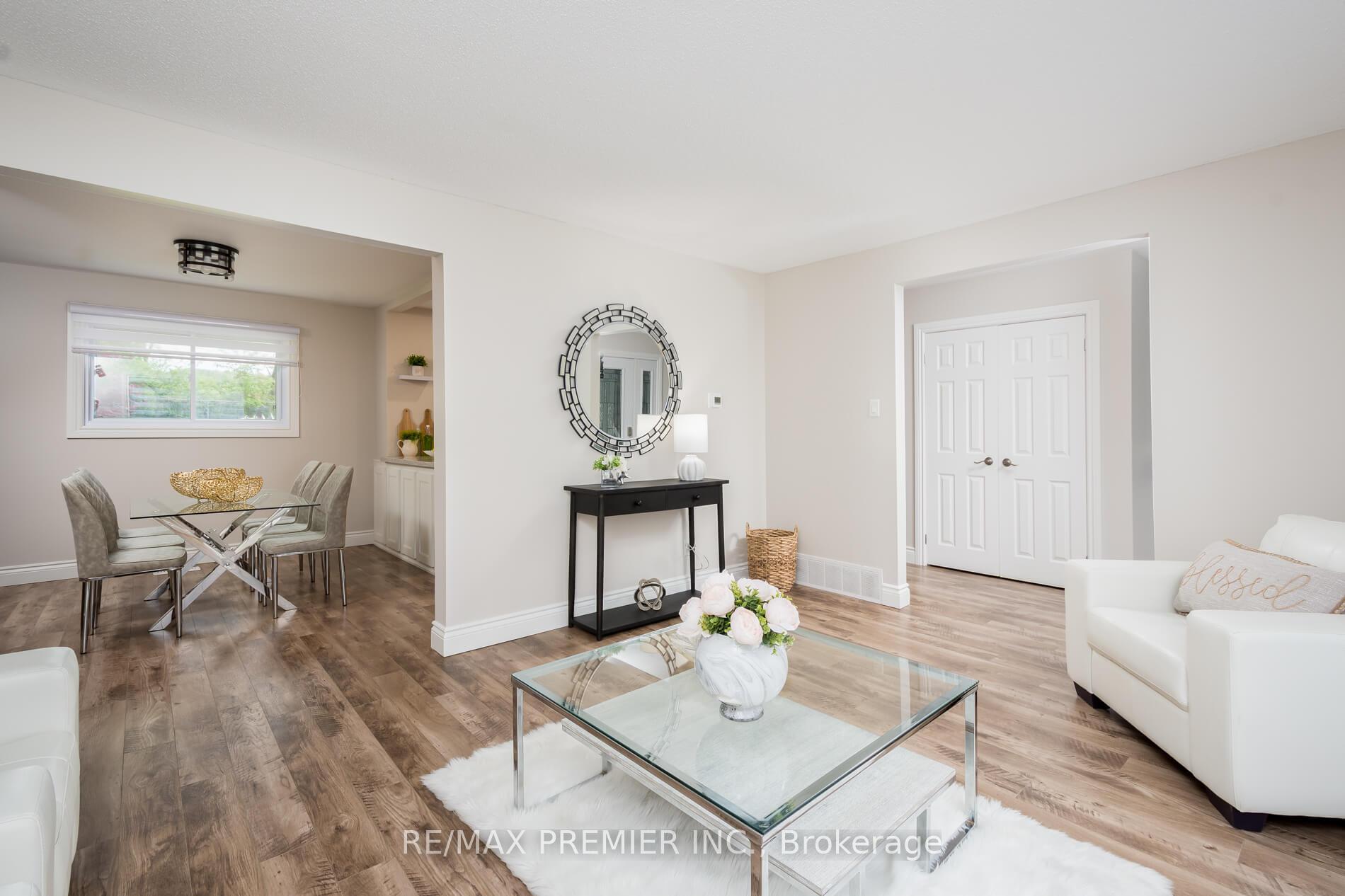 Photo 8 of 15 Maple Avenue W, New Tecumseth, Beeton — HOMEH