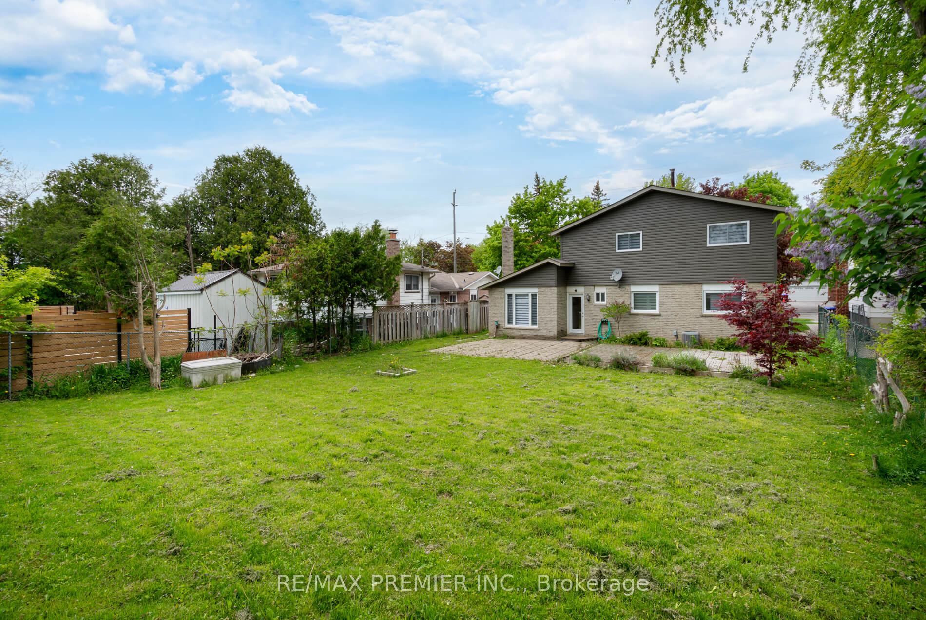 Photo 38 of 15 Maple Avenue W, New Tecumseth, Beeton — HOMEH