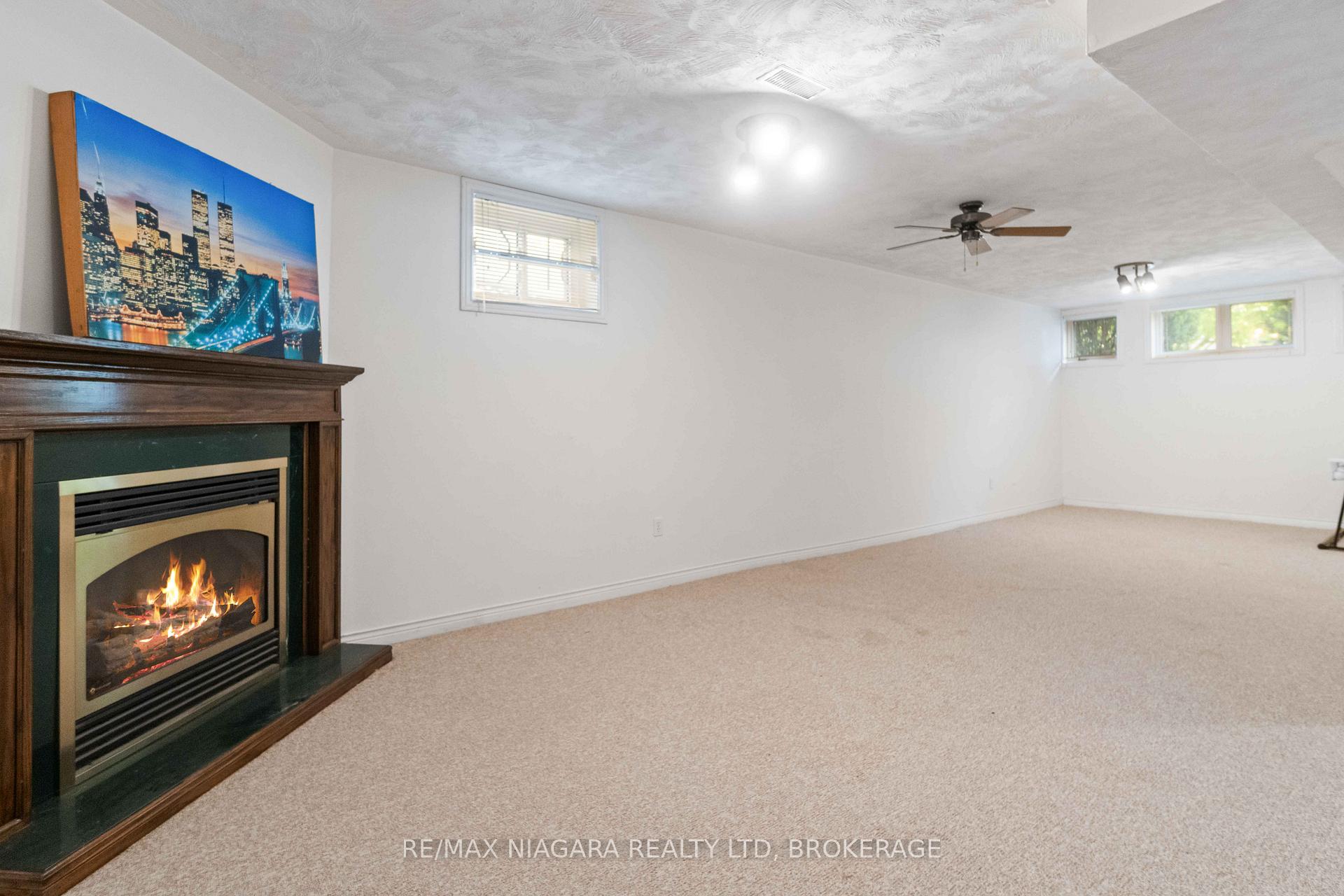 Photo 26 of 14 Meadowbrook Lane, Pelham, Fonthill — HOMEH