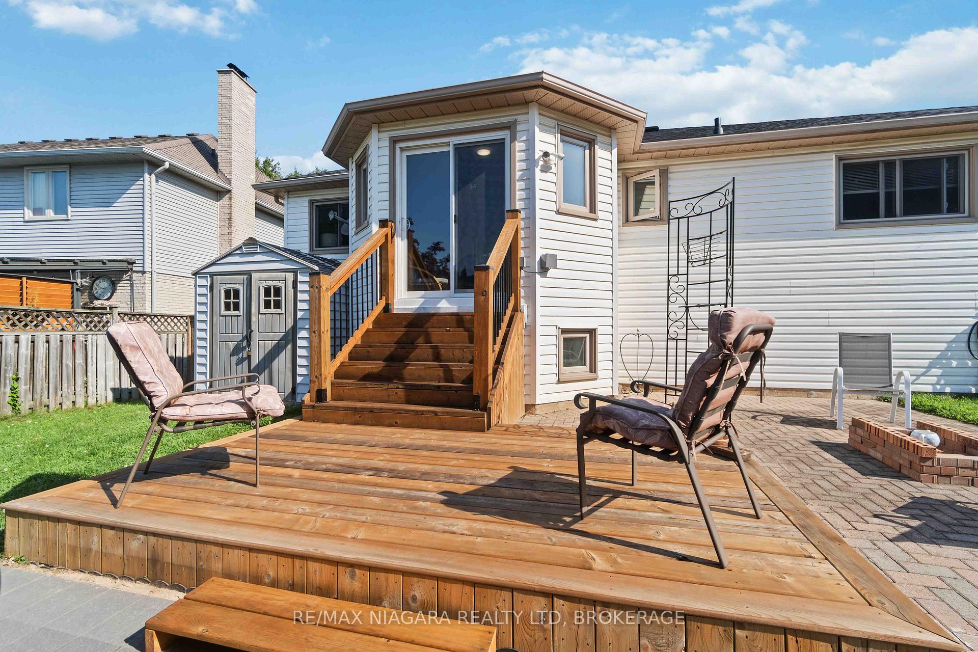 Photo 33 of 14 Meadowbrook Lane, Pelham, Fonthill — HOMEH