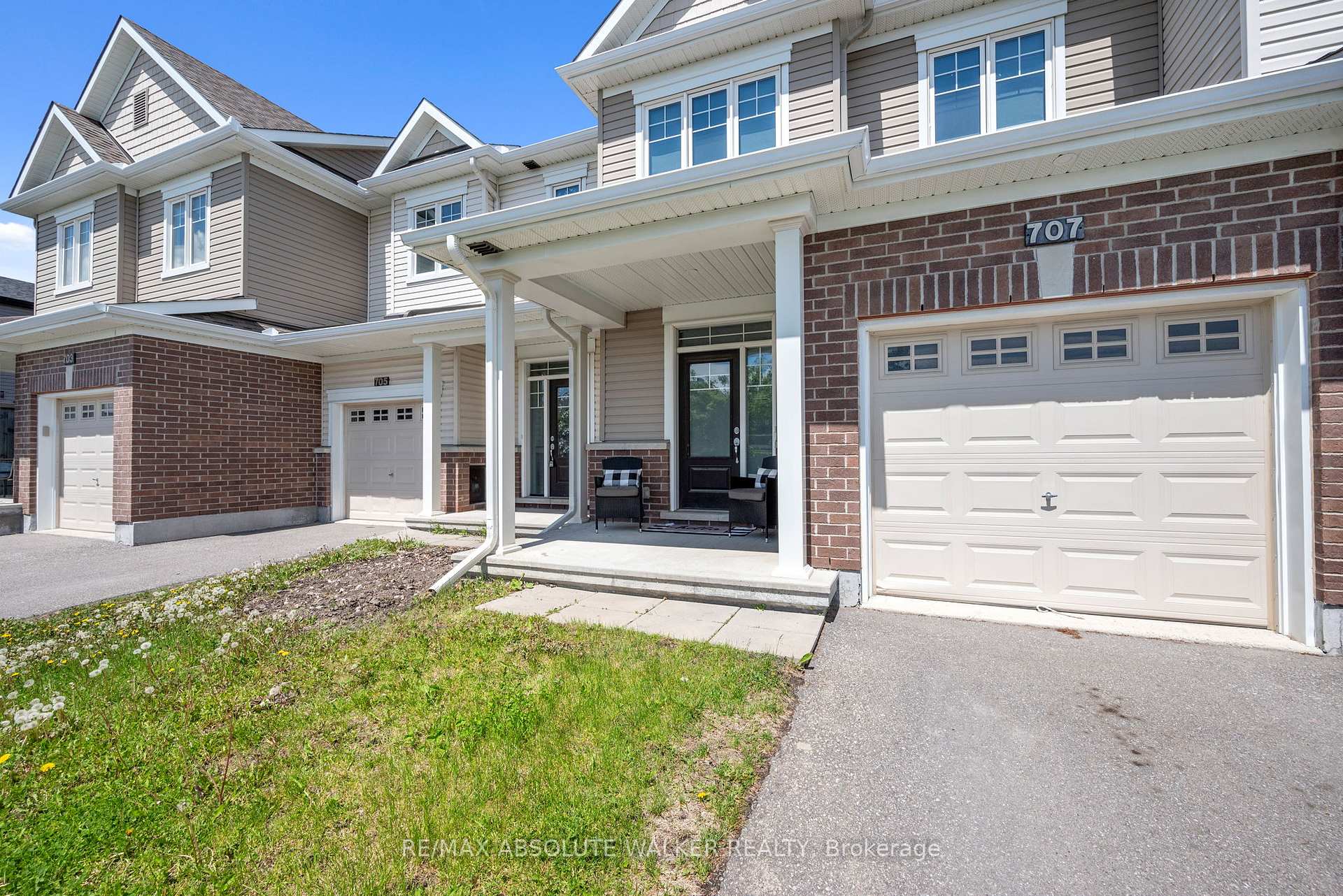 Photo 2 of 707 Decoeur Drive, Ottawa, Avalon West — HOMEH