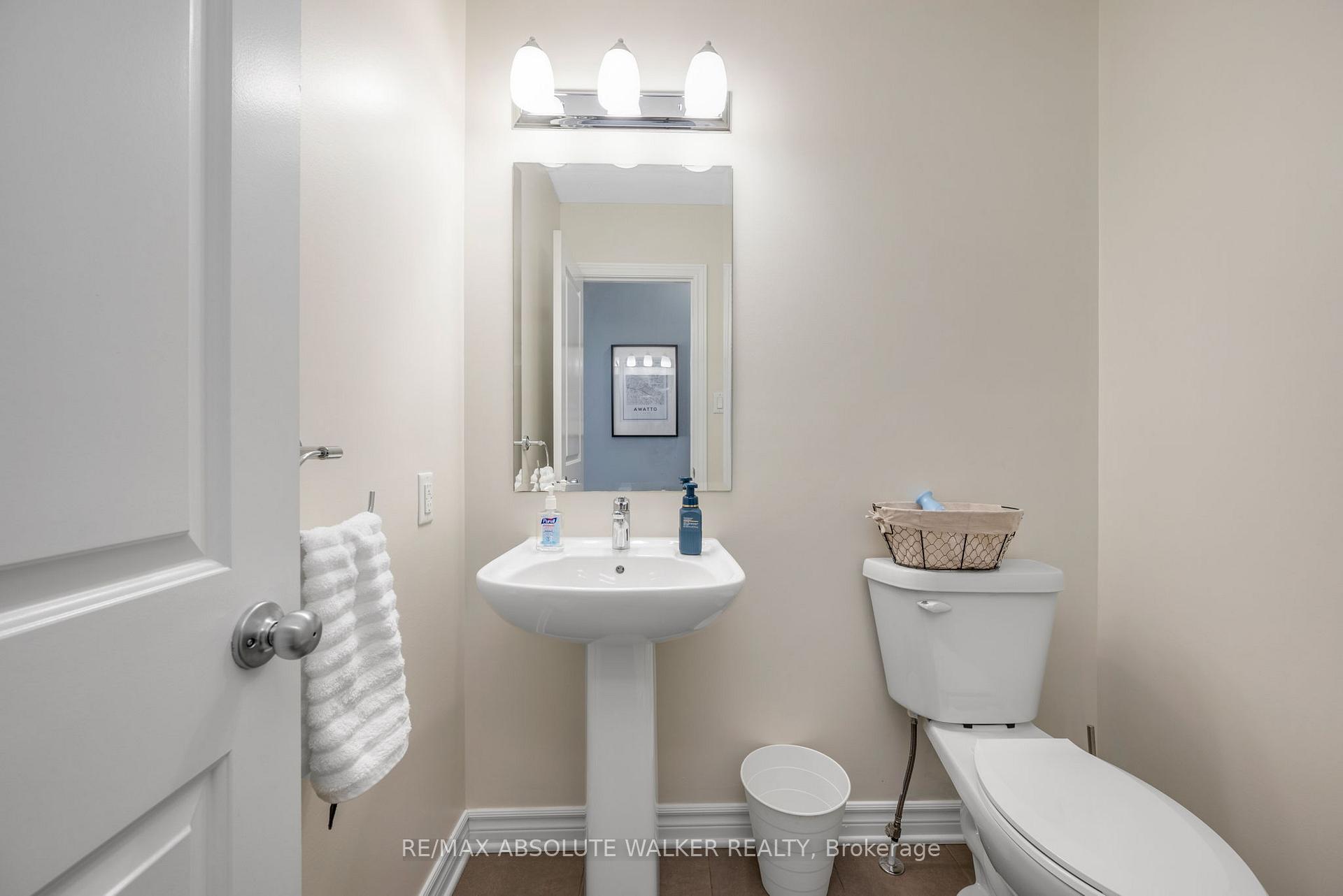 Photo 14 of 707 Decoeur Drive, Ottawa, Avalon West — HOMEH