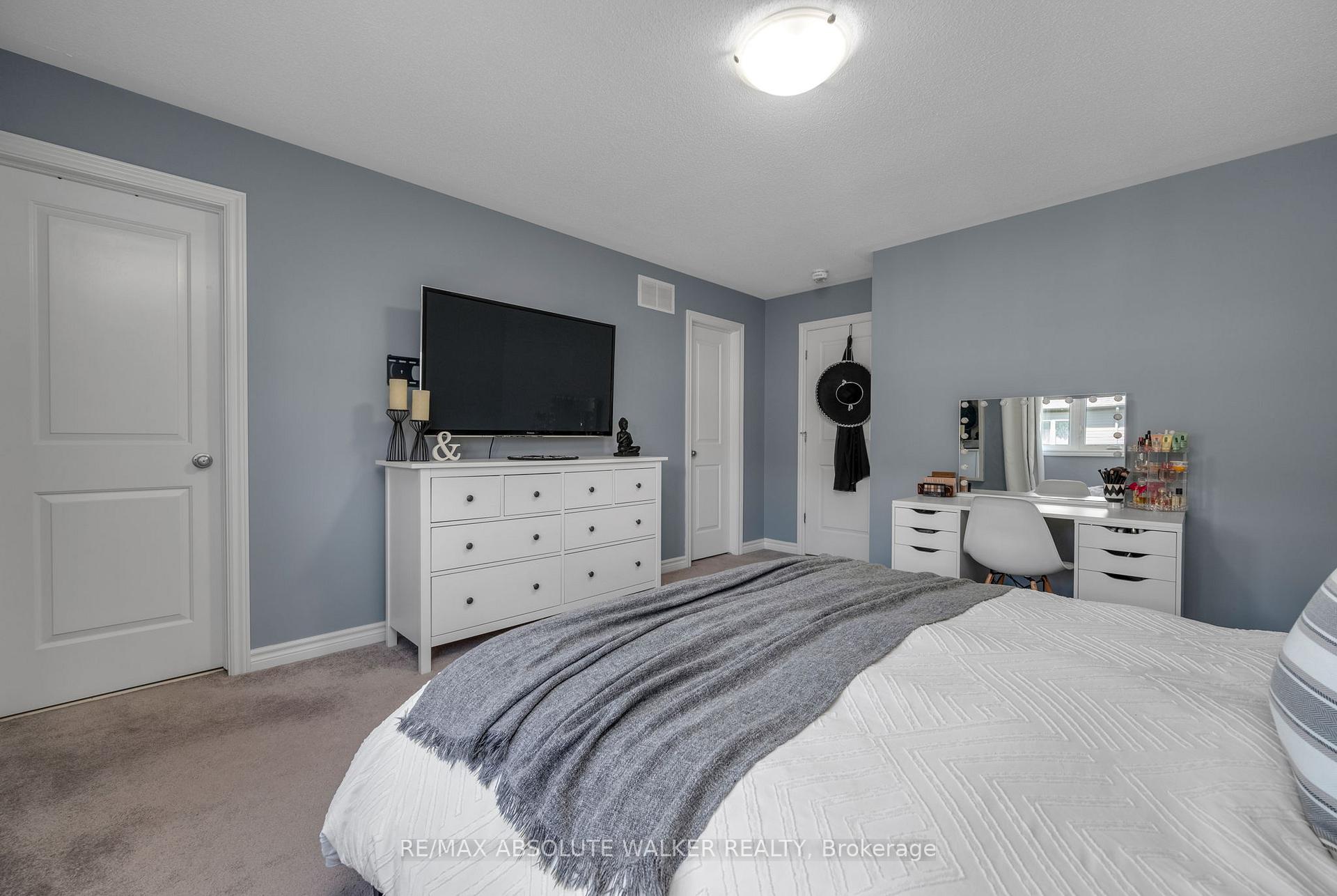 Photo 17 of 707 Decoeur Drive, Ottawa, Avalon West — HOMEH