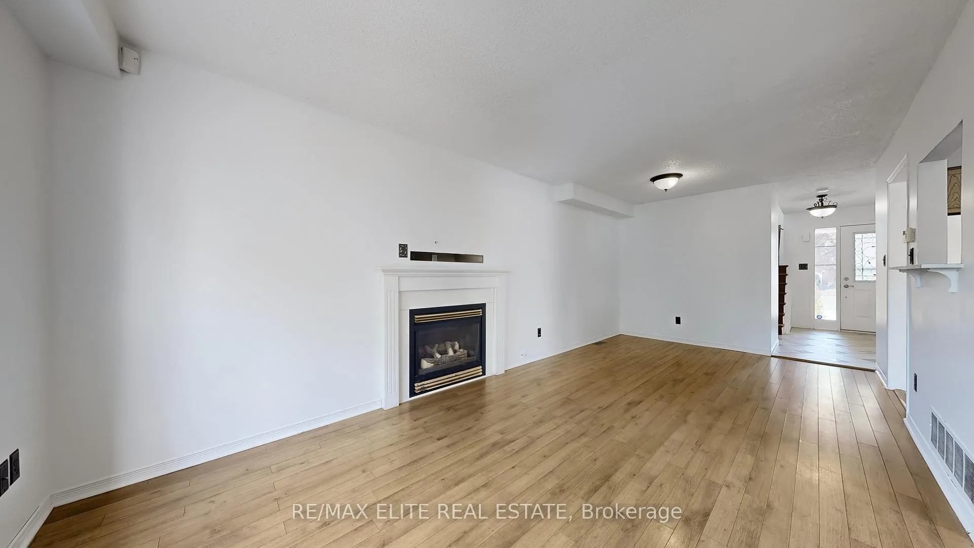 Photo 9 of 1785 Mcgill Court, Oshawa, Samac — HOMEH