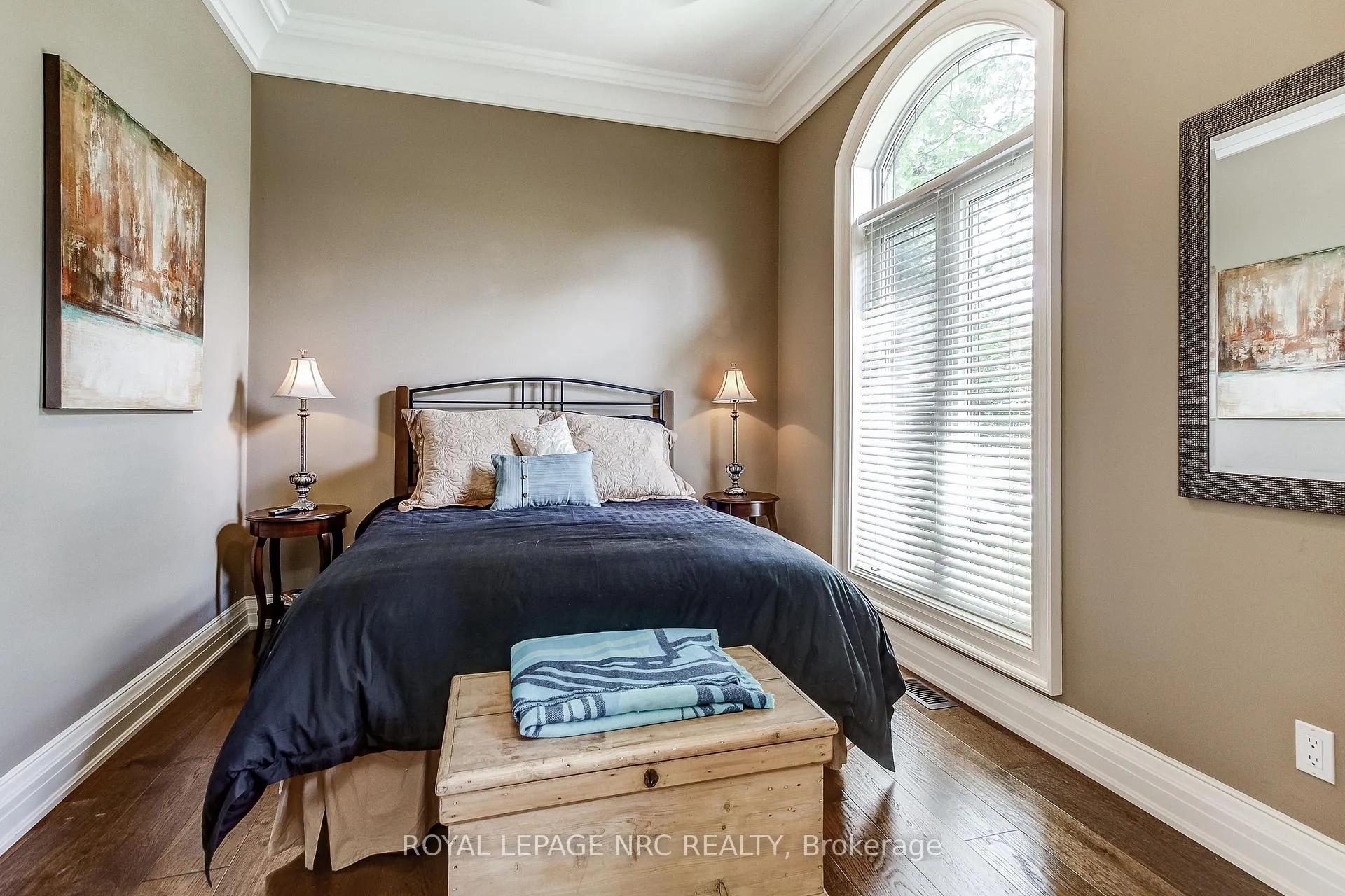 Photo 19 of 6725 Domenic Crescent, Niagara Falls, Stamford — HOMEH