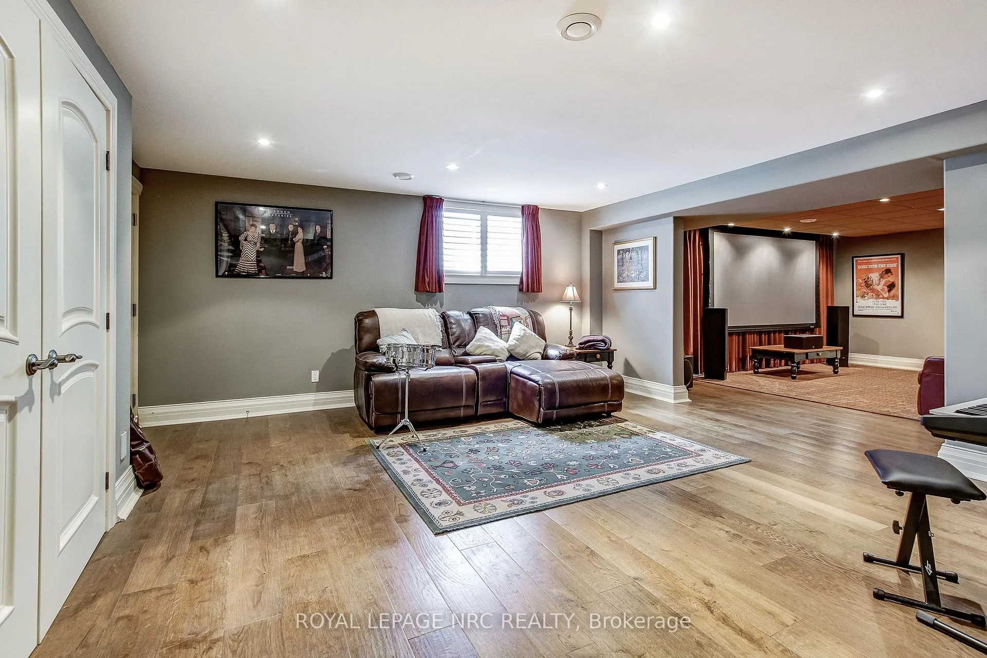 Photo 25 of 6725 Domenic Crescent, Niagara Falls, Stamford — HOMEH