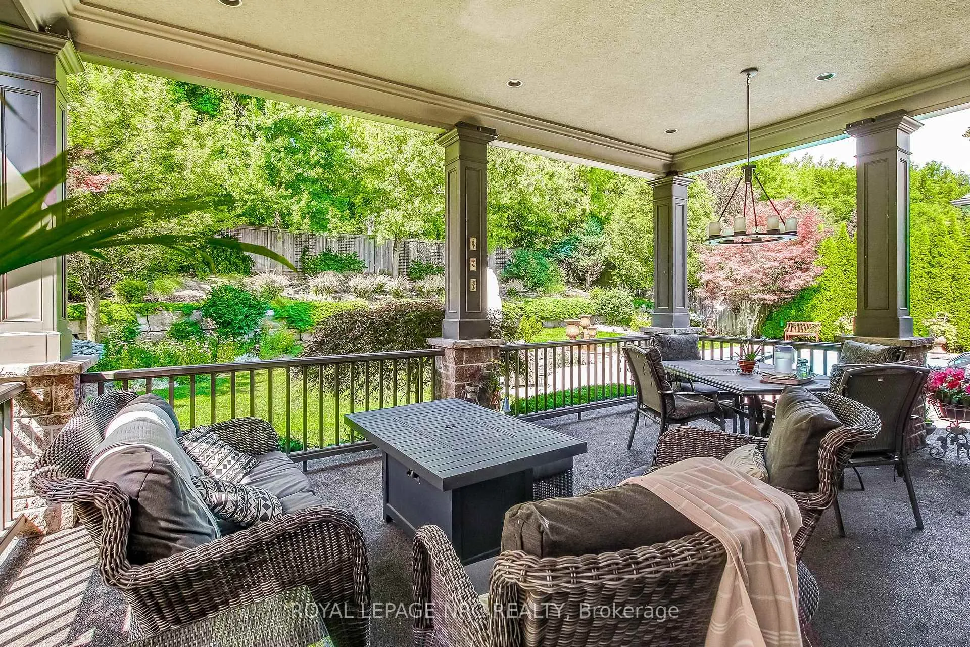 Photo 33 of 6725 Domenic Crescent, Niagara Falls, Stamford — HOMEH