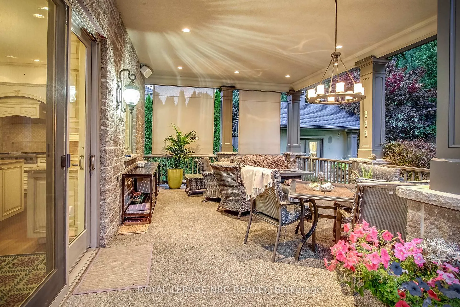 Photo 40 of 6725 Domenic Crescent, Niagara Falls, Stamford — HOMEH