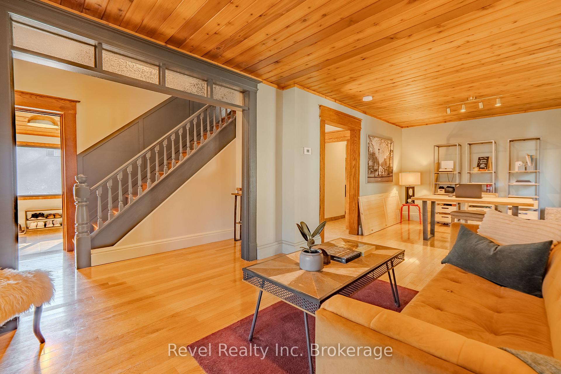 Photo 6 of 1006 Fraser Street, North Bay, Central — HOMEH
