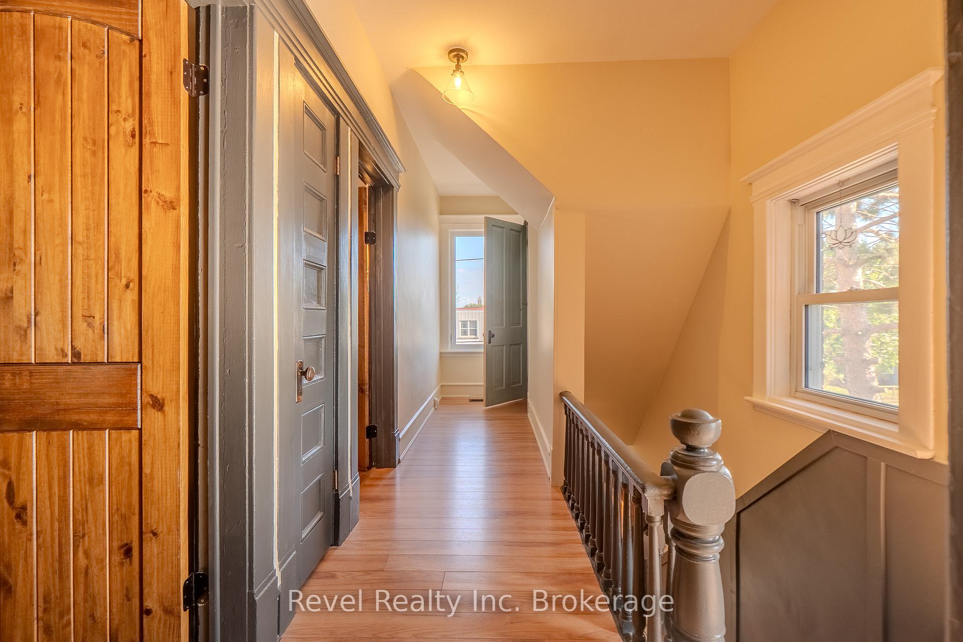 Photo 16 of 1006 Fraser Street, North Bay, Central — HOMEH