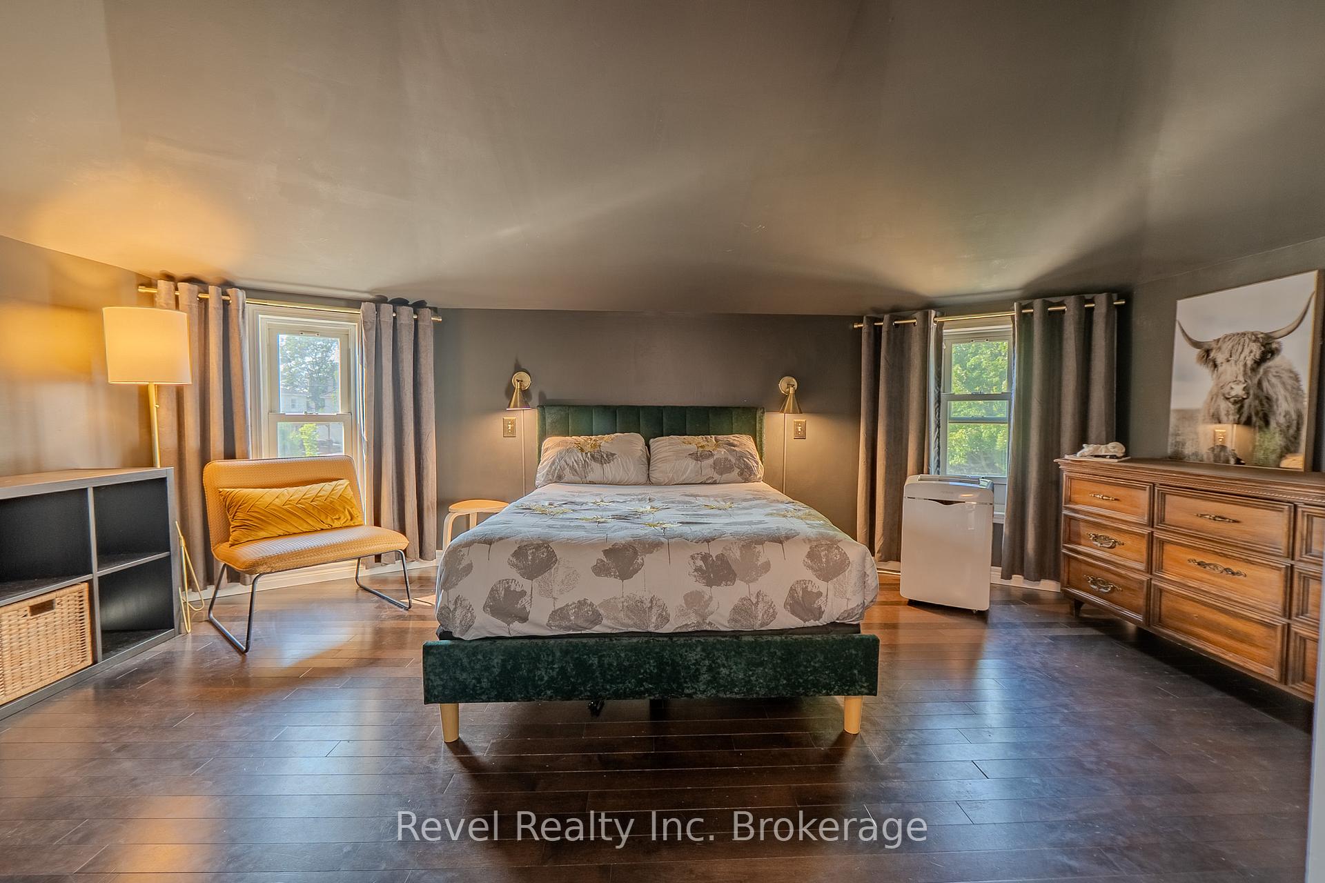 Photo 23 of 1006 Fraser Street, North Bay, Central — HOMEH