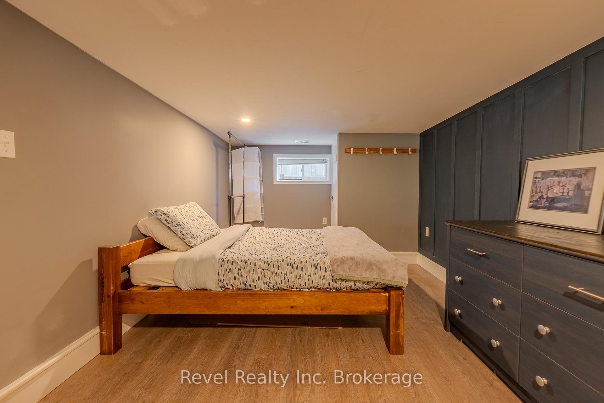 Photo 27 of 1006 Fraser Street, North Bay, Central — HOMEH