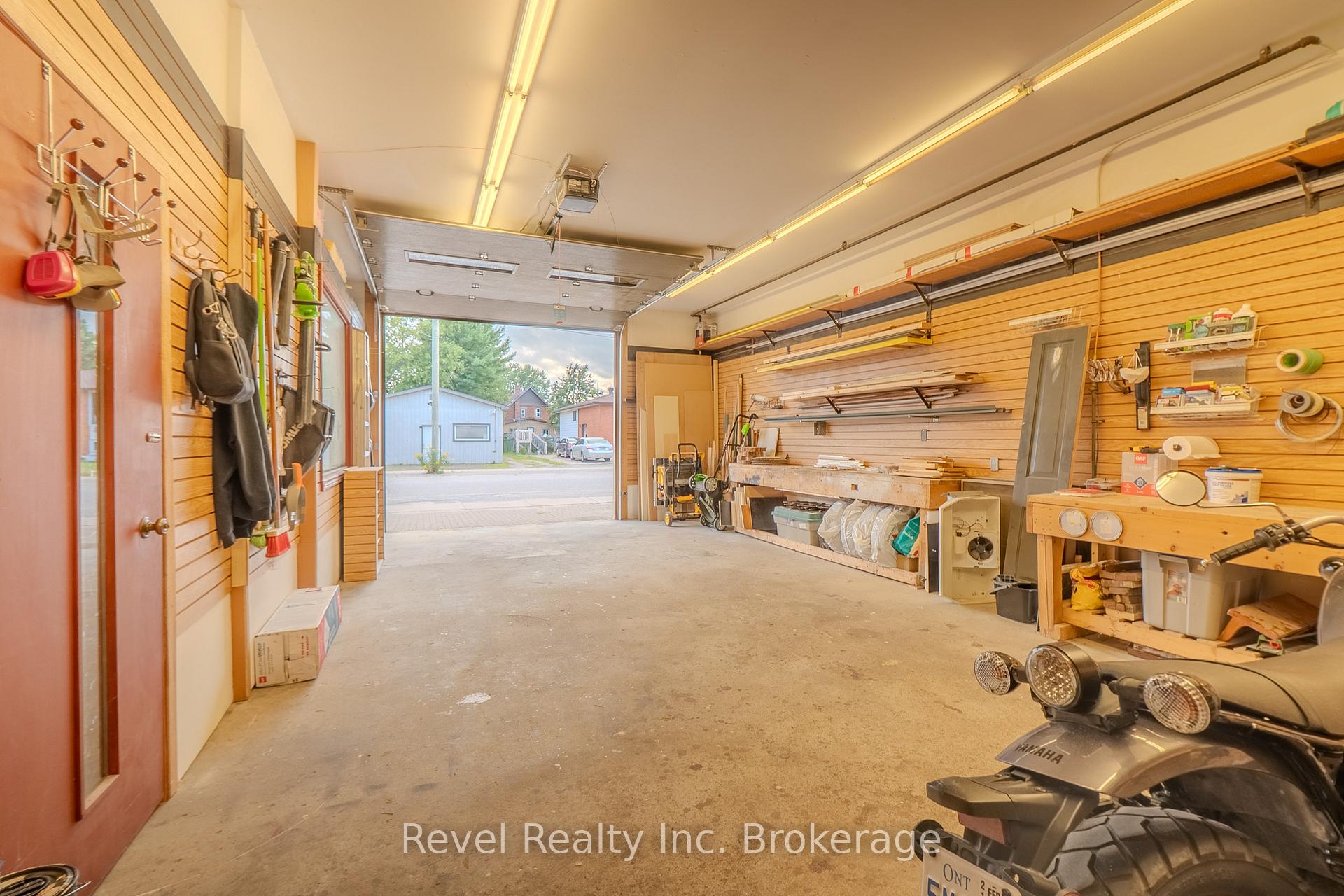 Photo 47 of 1006 Fraser Street, North Bay, Central — HOMEH