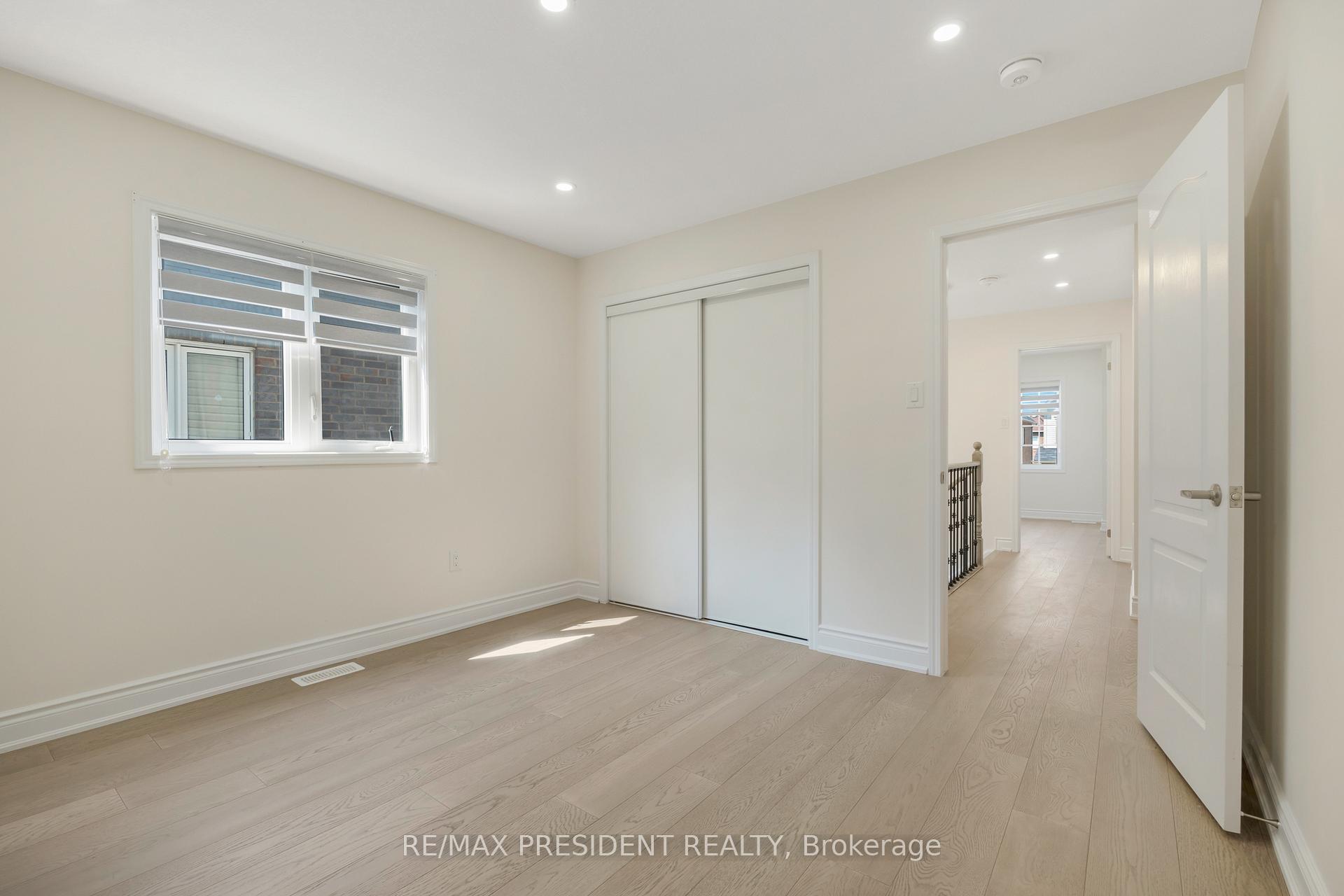 Photo 22 of 7704 Tupelo Crescent, Niagara Falls, Brown — HOMEH
