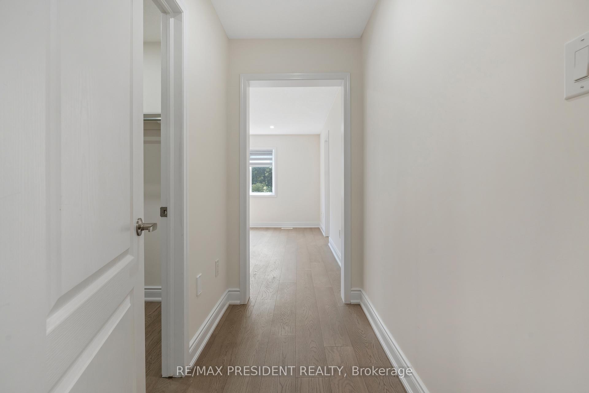Photo 24 of 7704 Tupelo Crescent, Niagara Falls, Brown — HOMEH