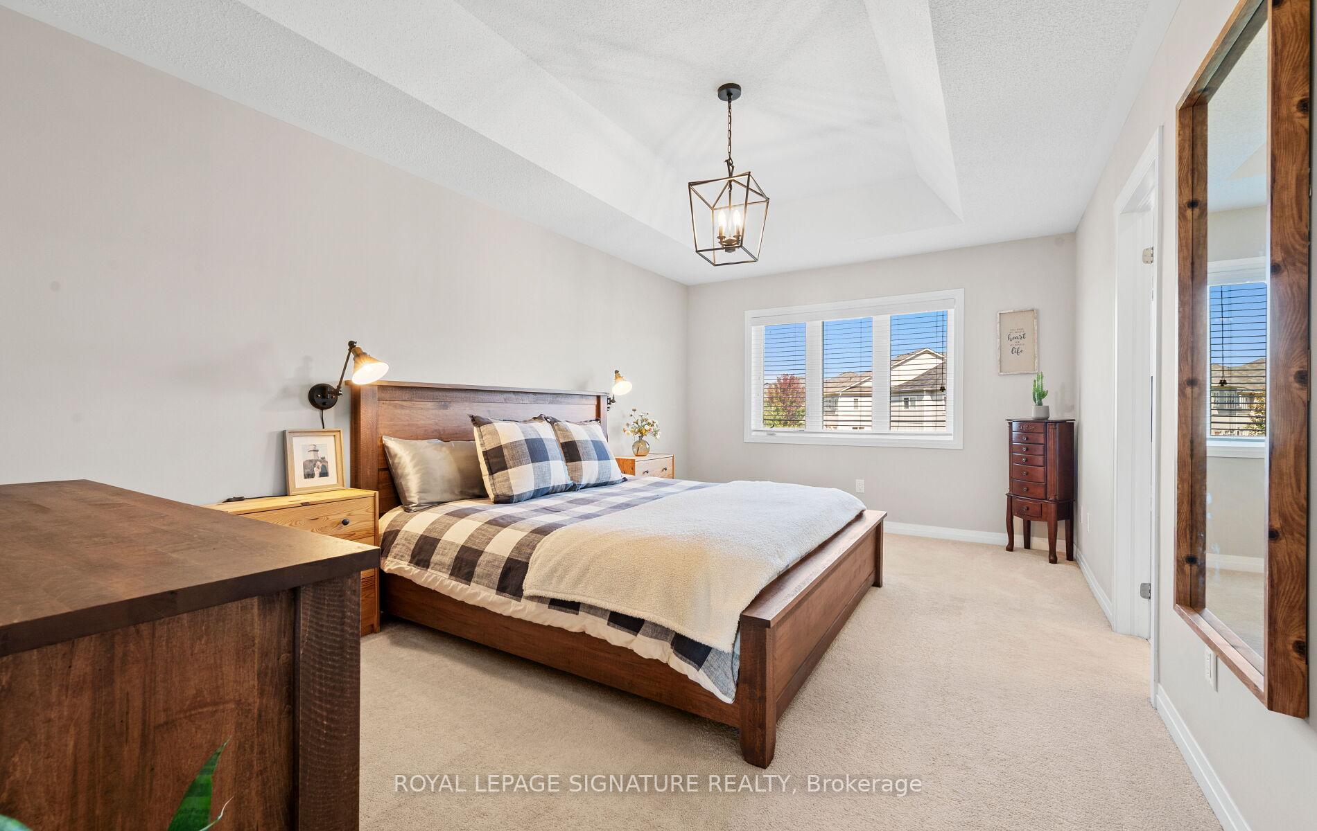 Photo 15 of 19 Drew Brown Boulevard, Orangeville — HOMEH