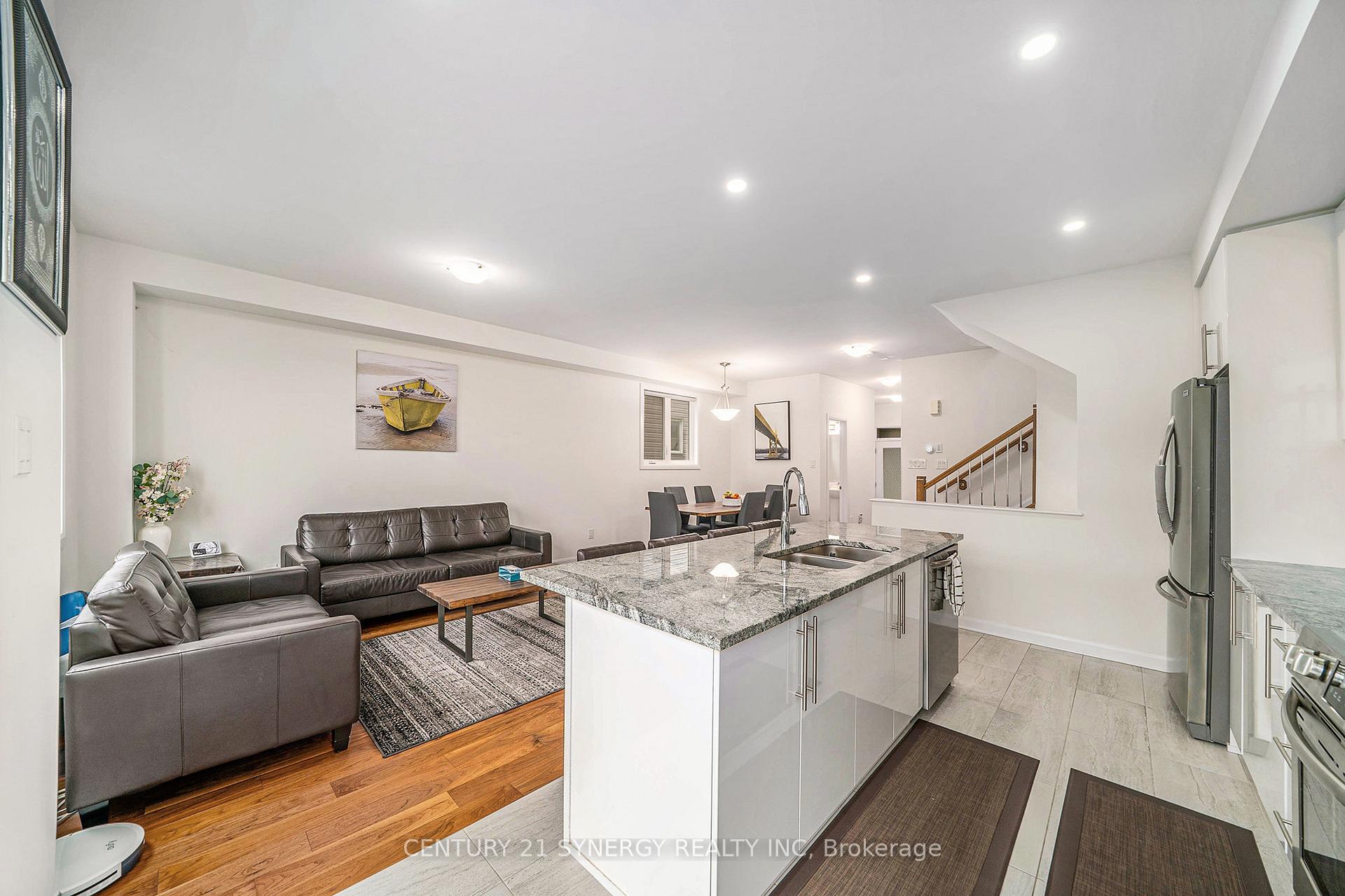 Photo 8 of 16 Gardenpost Terrace, Ottawa, Avalon West — HOMEH
