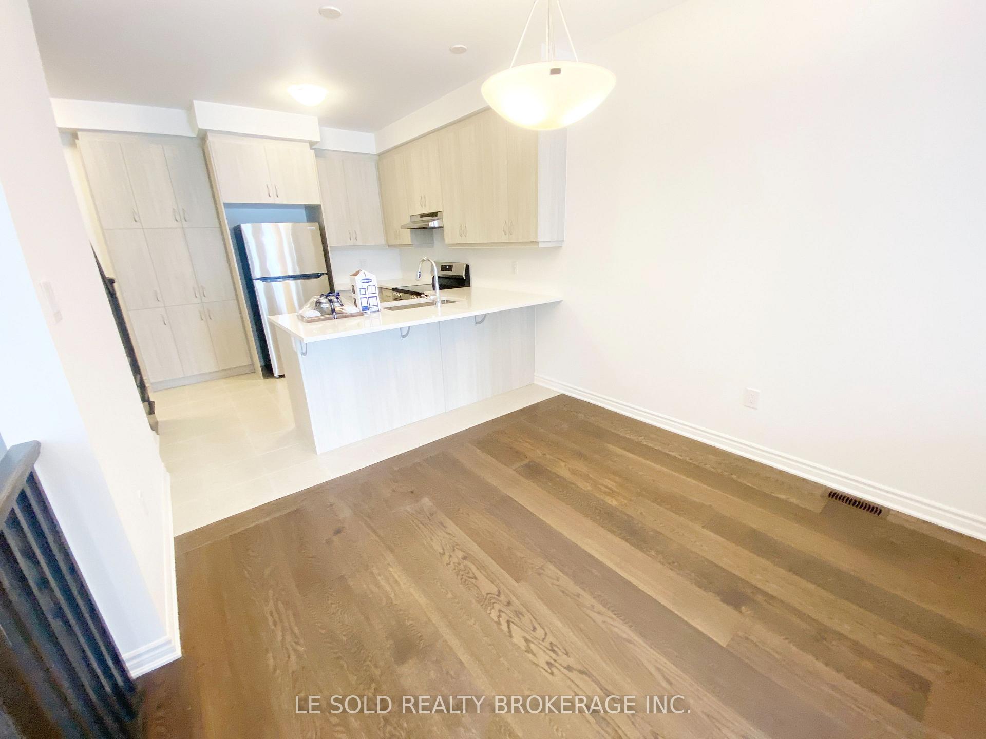 Photo 10 of 50 Azure Drive, Markham, Rural Markham — HOMEH