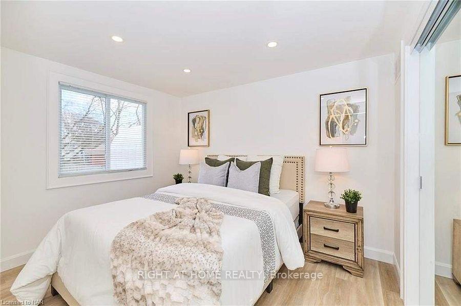 Photo 15 of 5492 Highland Avenue, Niagara Falls, Hospital — HOMEH
