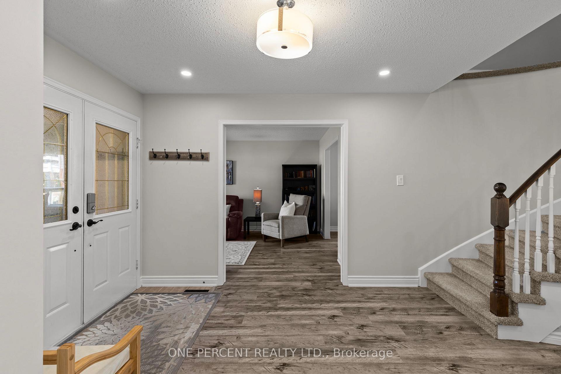 Photo 6 of 21 Brandon Crescent, Orillia — HOMEH