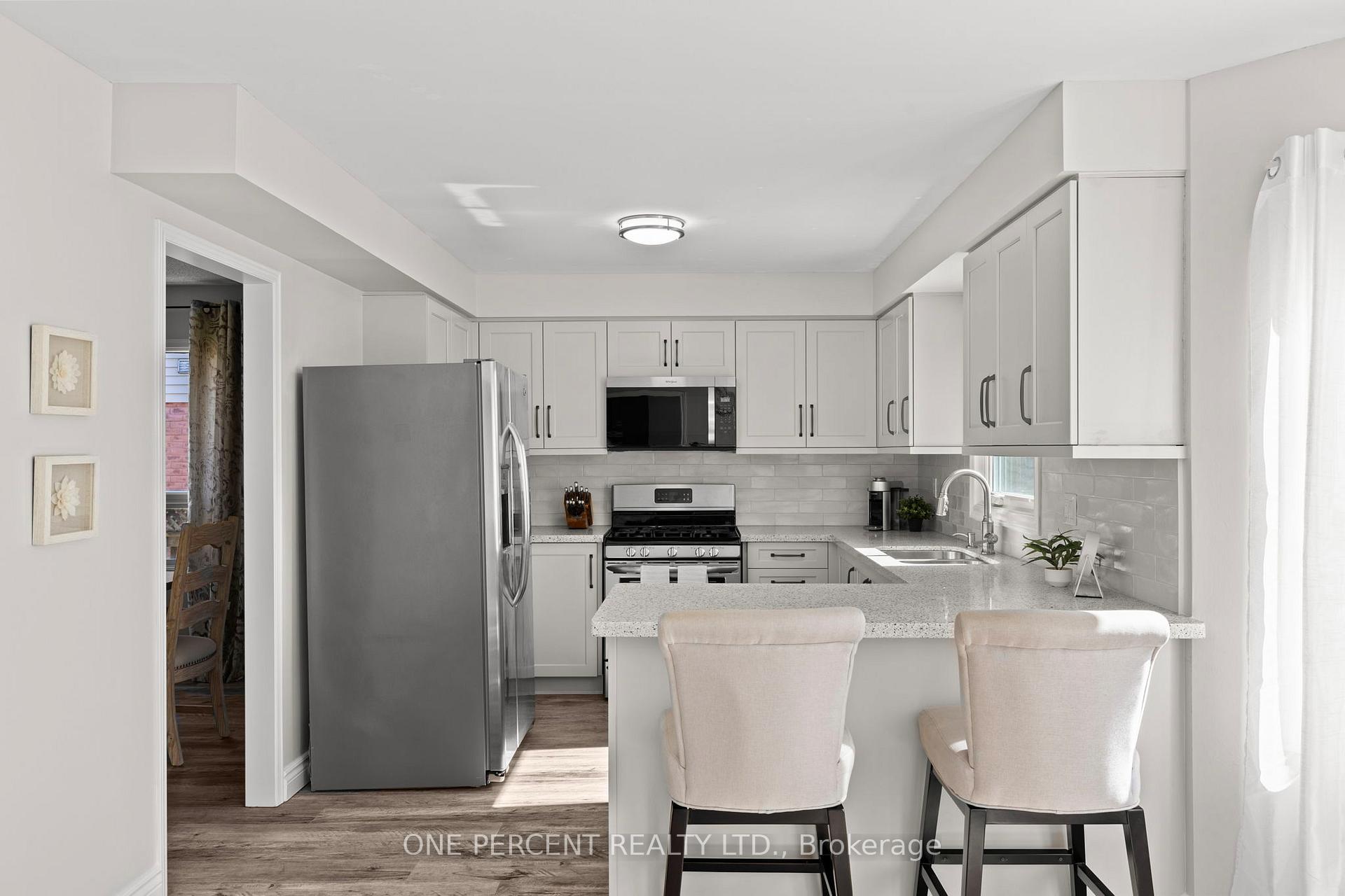 Photo 11 of 21 Brandon Crescent, Orillia — HOMEH
