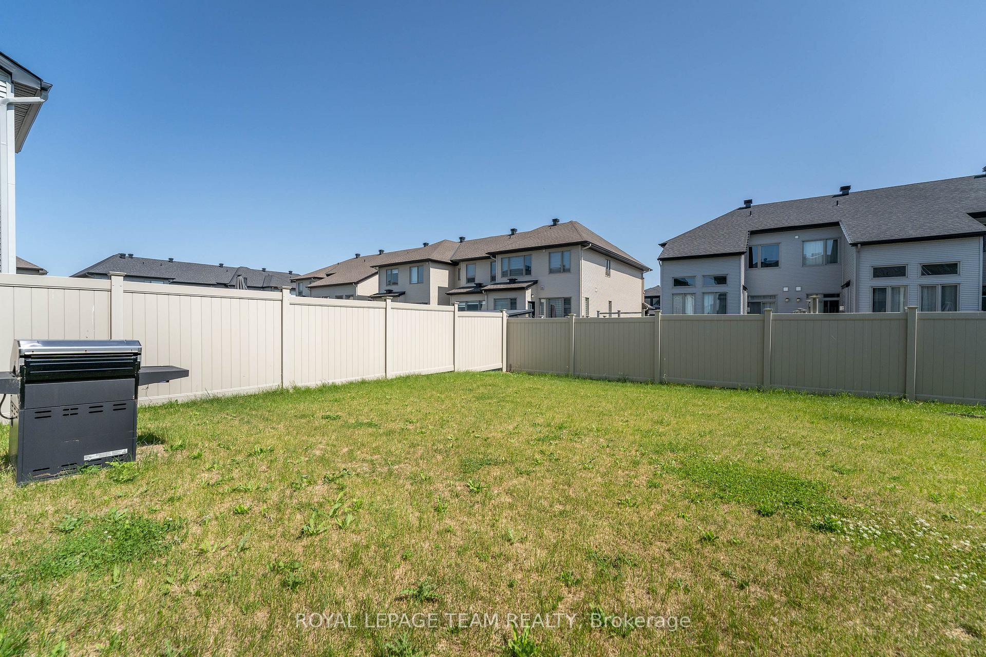 Photo 16 of 393 Cornice St Street, Ottawa, Mer Bleue/Bradley Estates/Anderson Park — HOMEH