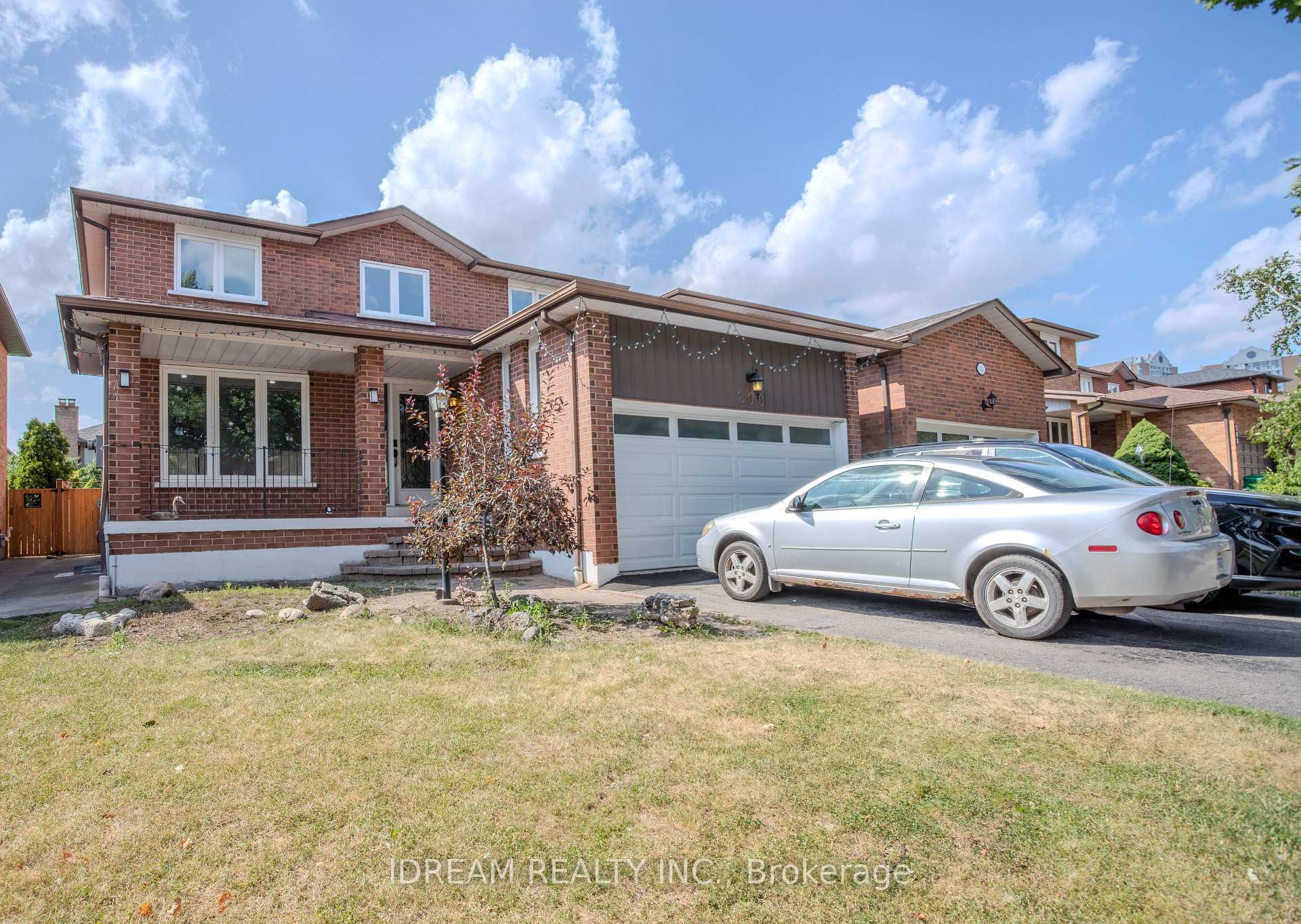 Photo 1 of Unit Upper, 200 Springbrooke Crescent, Mississauga, Hurontario — HOMEH