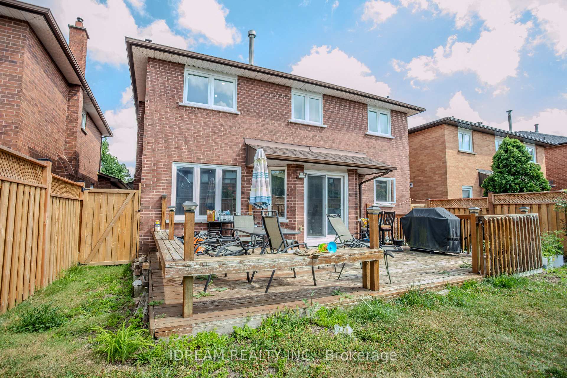 Photo 28 of Unit Upper, 200 Springbrooke Crescent, Mississauga, Hurontario — HOMEH