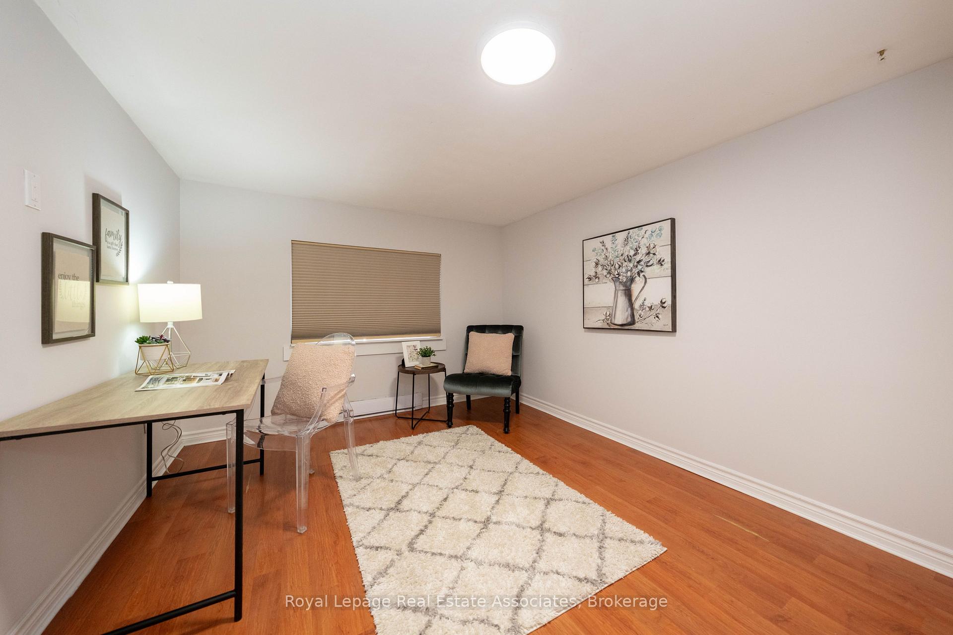 Photo 7 of 19 Burbank Crescent, Orangeville — HOMEH
