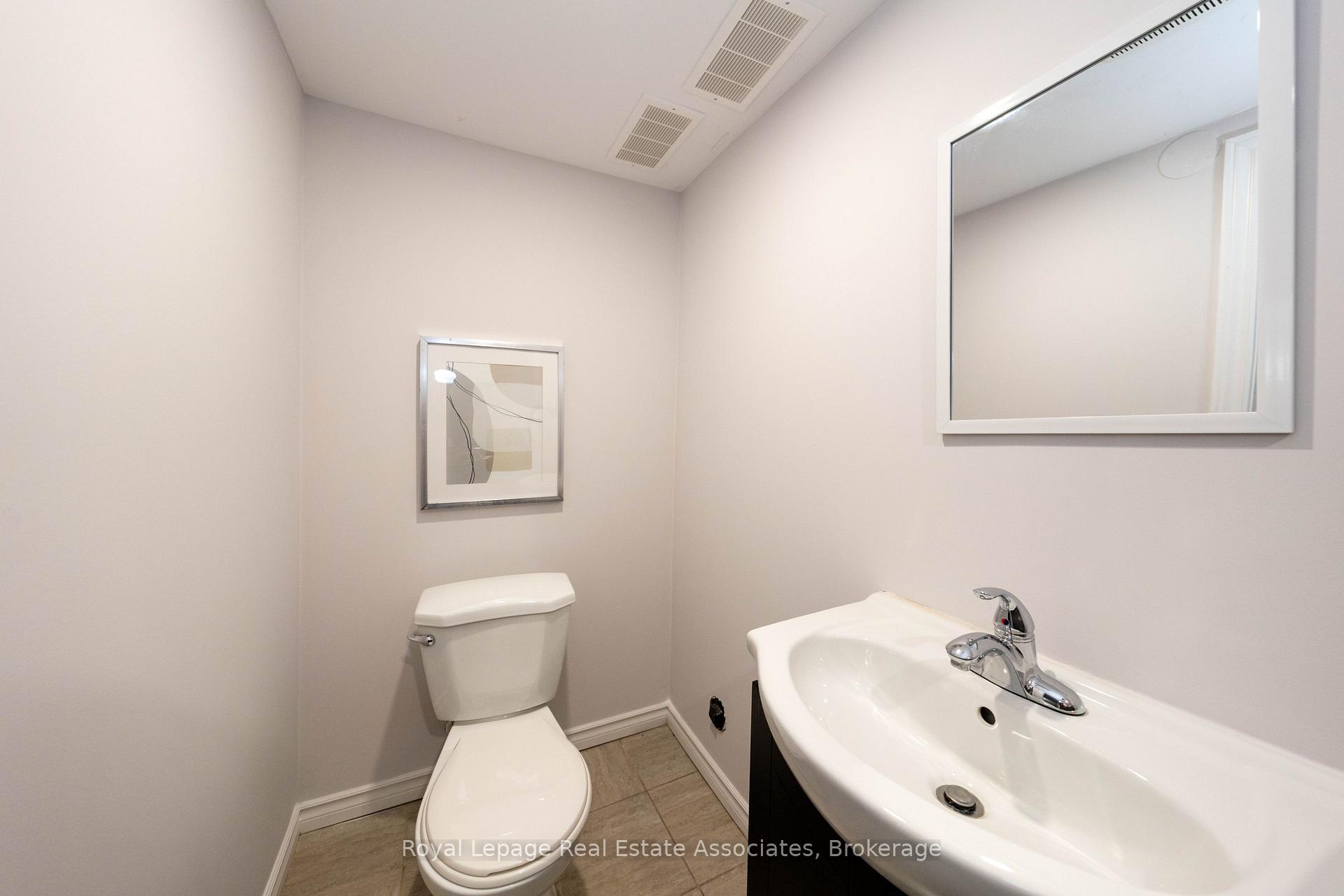 Photo 13 of 19 Burbank Crescent, Orangeville — HOMEH