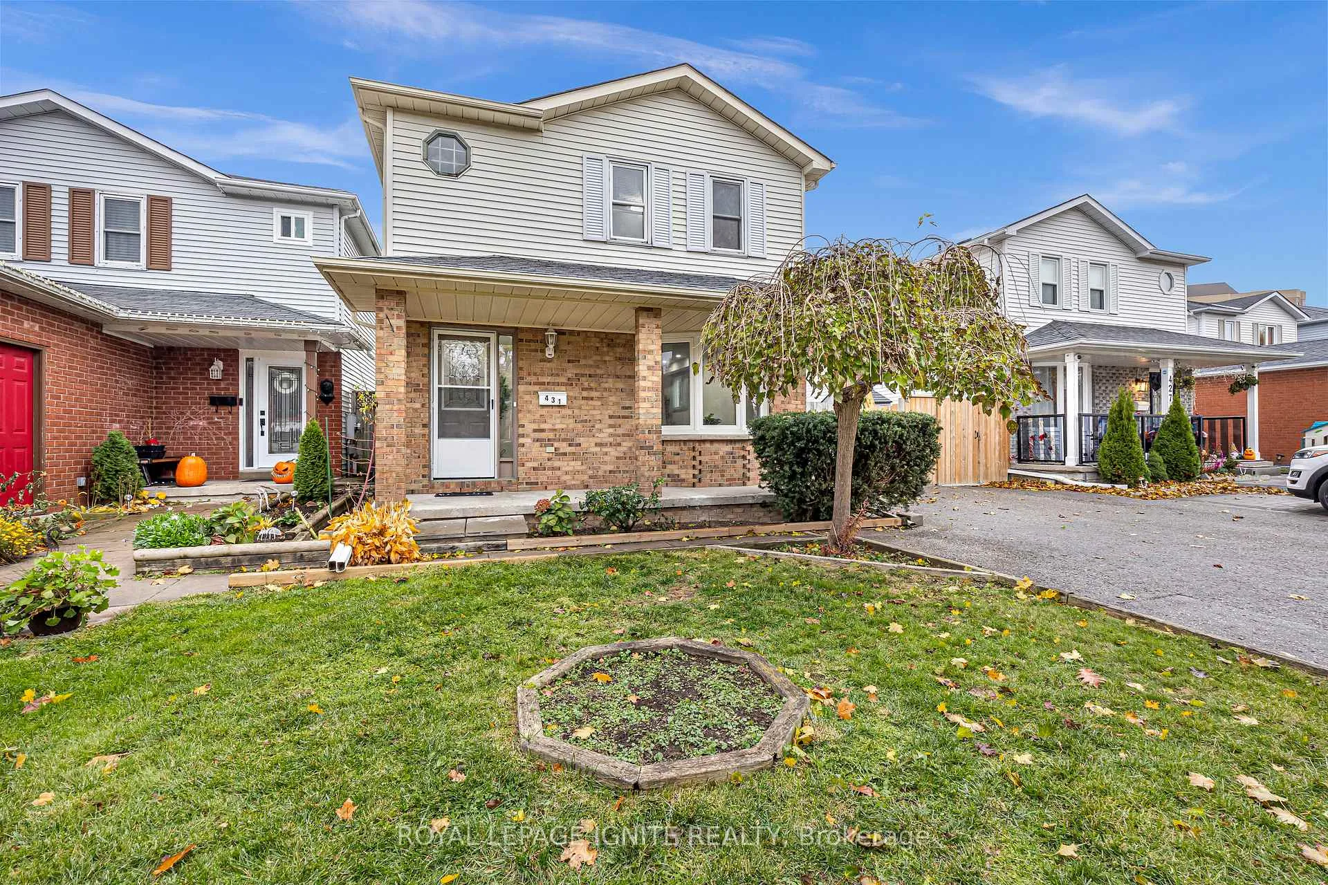 Front of 431 Cobblehill Drive