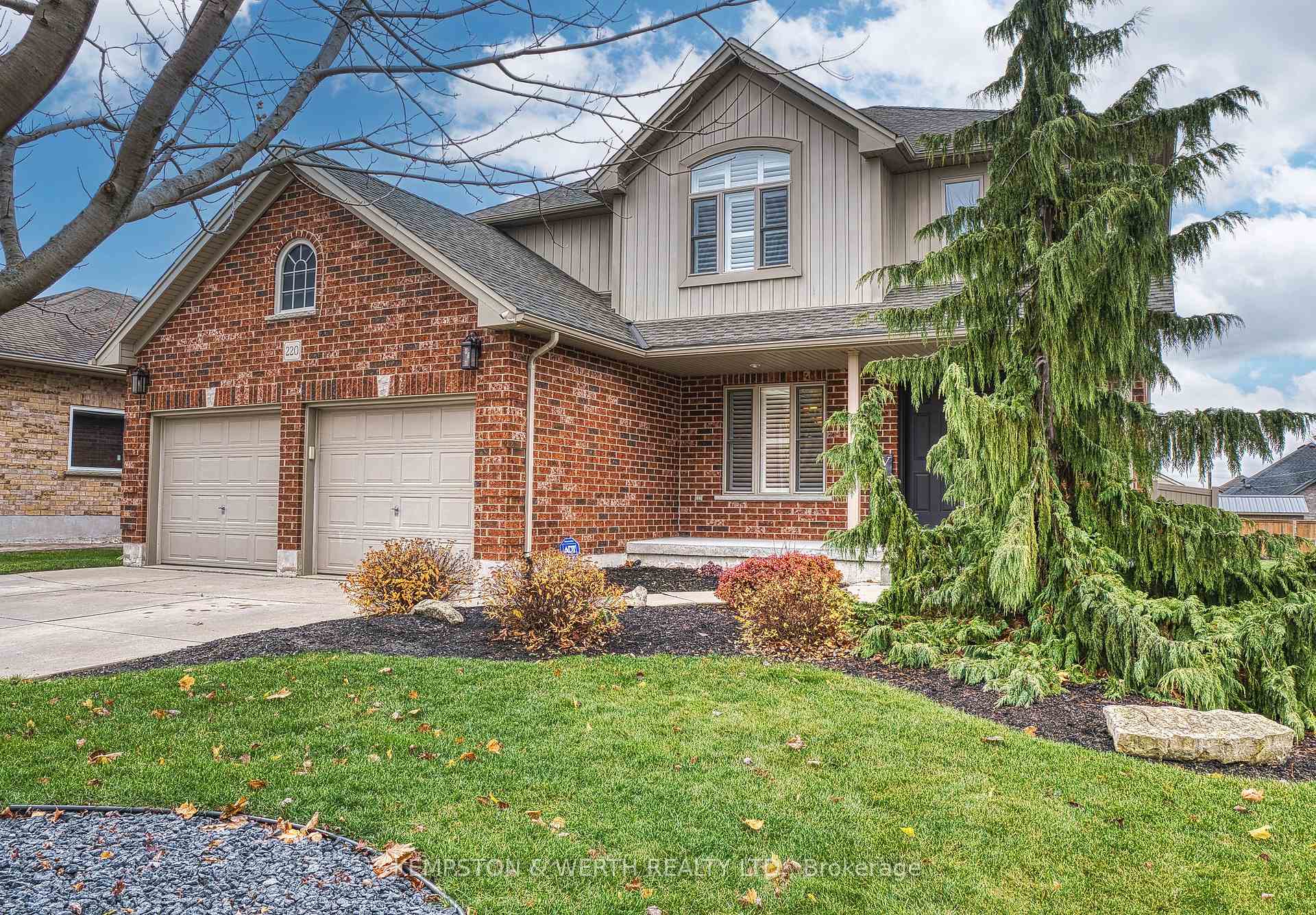 Photo 1 of 220 Armstrong Street W, North Perth, Listowel — HOMEH