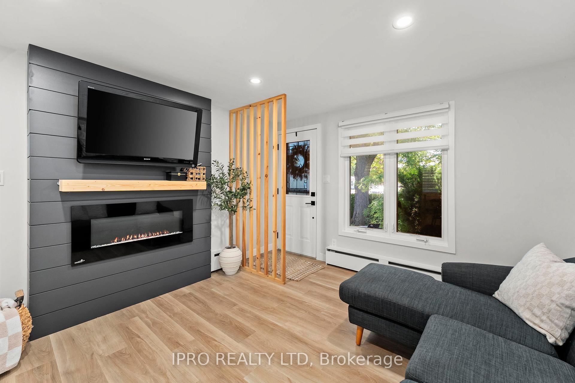 Photo 4 of 14 Greenaway Street, New Tecumseth, Tottenham — HOMEH
