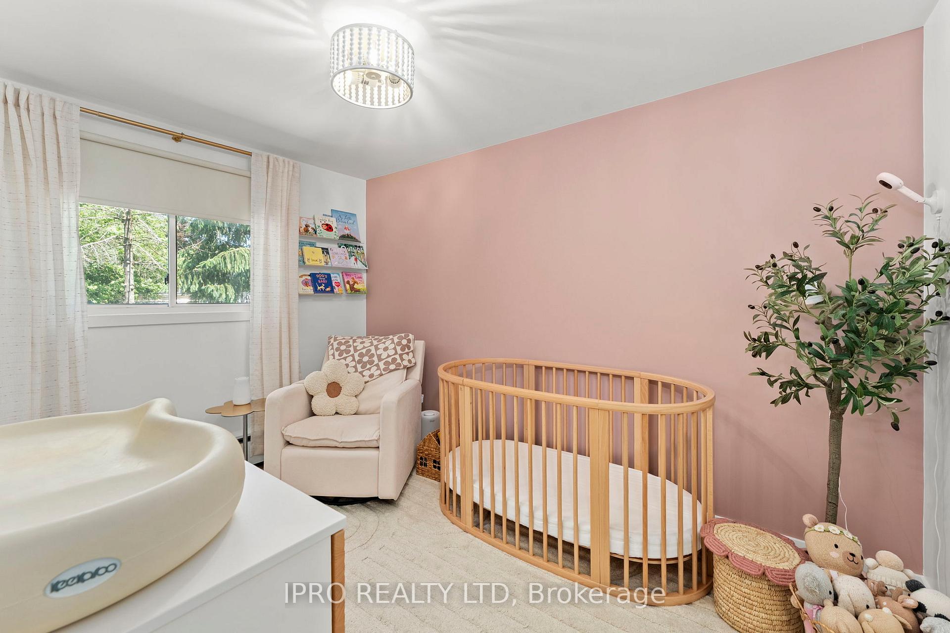 Photo 12 of 14 Greenaway Street, New Tecumseth, Tottenham — HOMEH