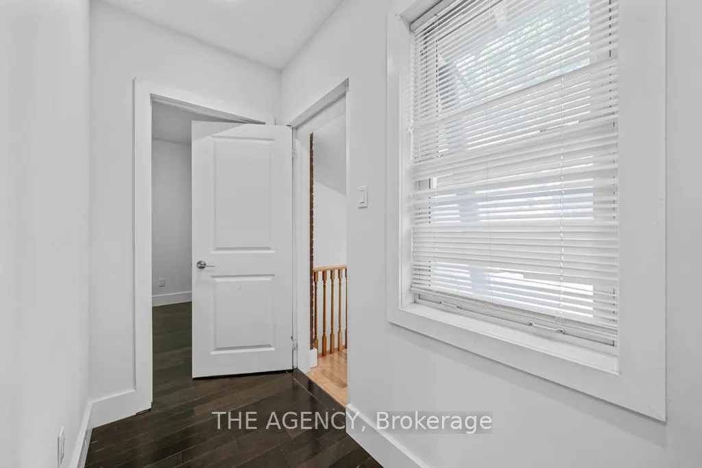 Photo 11 of 26 Gatwick Avenue, Toronto, Woodbine-Lumsden — HOMEH