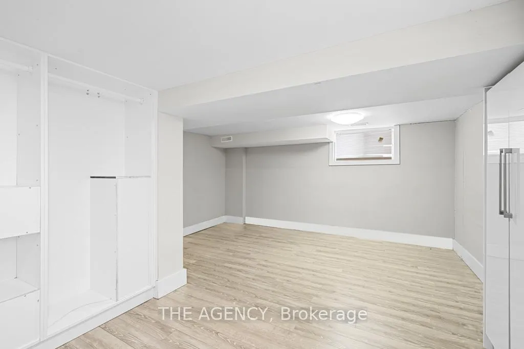 Photo 18 of 26 Gatwick Avenue, Toronto, Woodbine-Lumsden — HOMEH