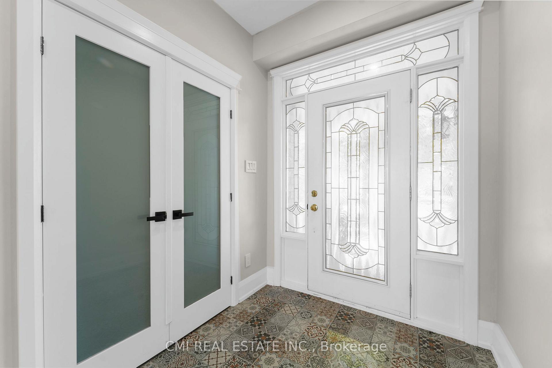 Photo 3 of 2172 Valenceville Crescent, Ottawa, Avalon East — HOMEH