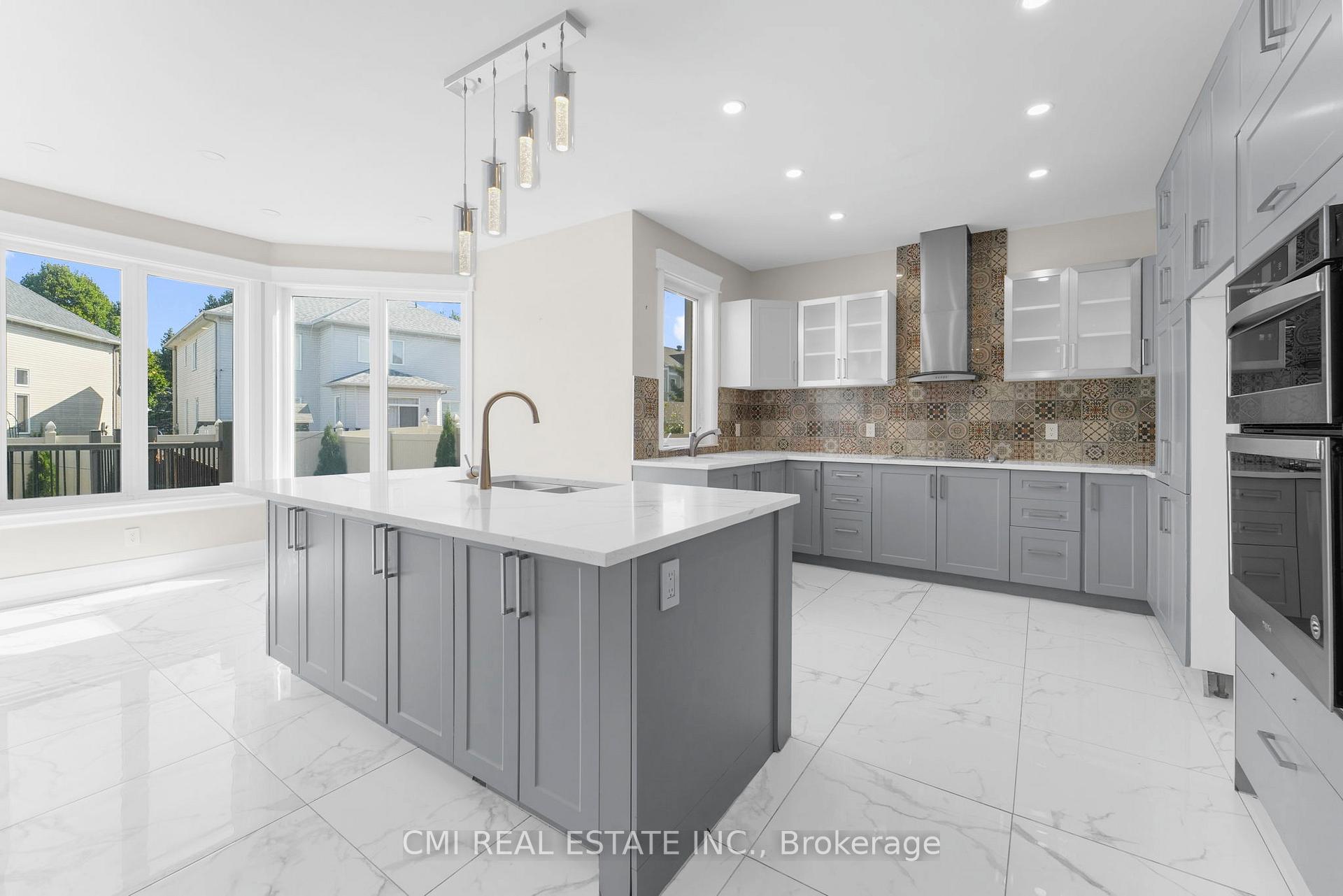 Photo 7 of 2172 Valenceville Crescent, Ottawa, Avalon East — HOMEH